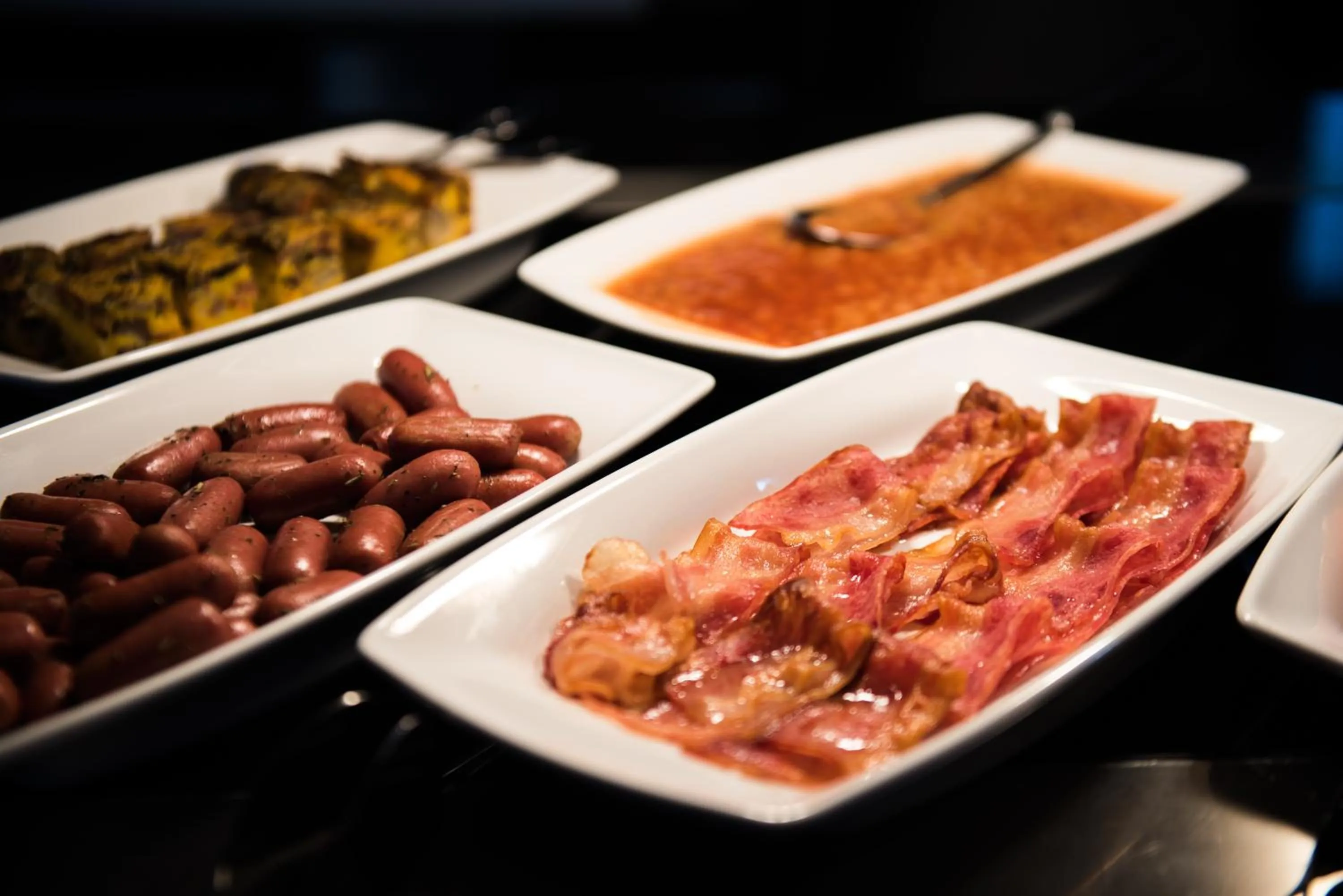 American breakfast in Vila Gale Collection Alter Real - Resort Equestre, Conference & Spa