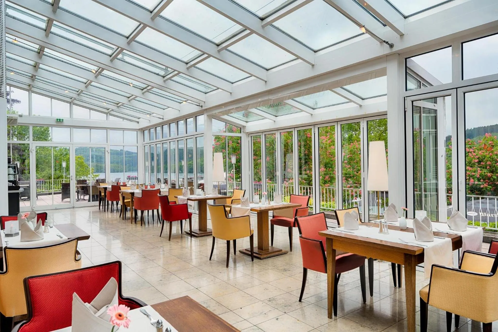 Restaurant/places to eat in Welcome Hotel Meschede Hennesee