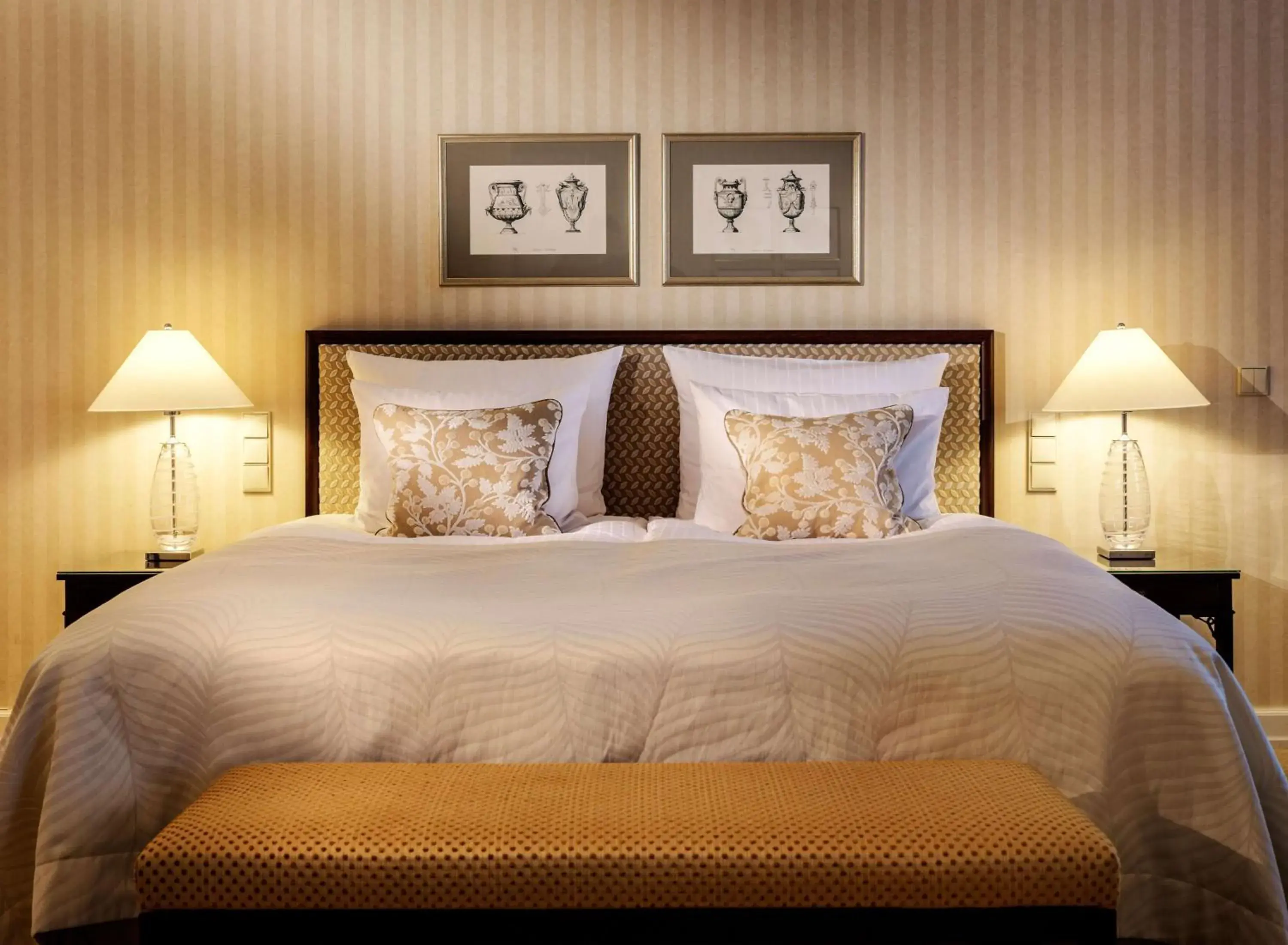 Executive Suite in Hotel Nassauer Hof Executive Suite in Hotel Nassauer Hof