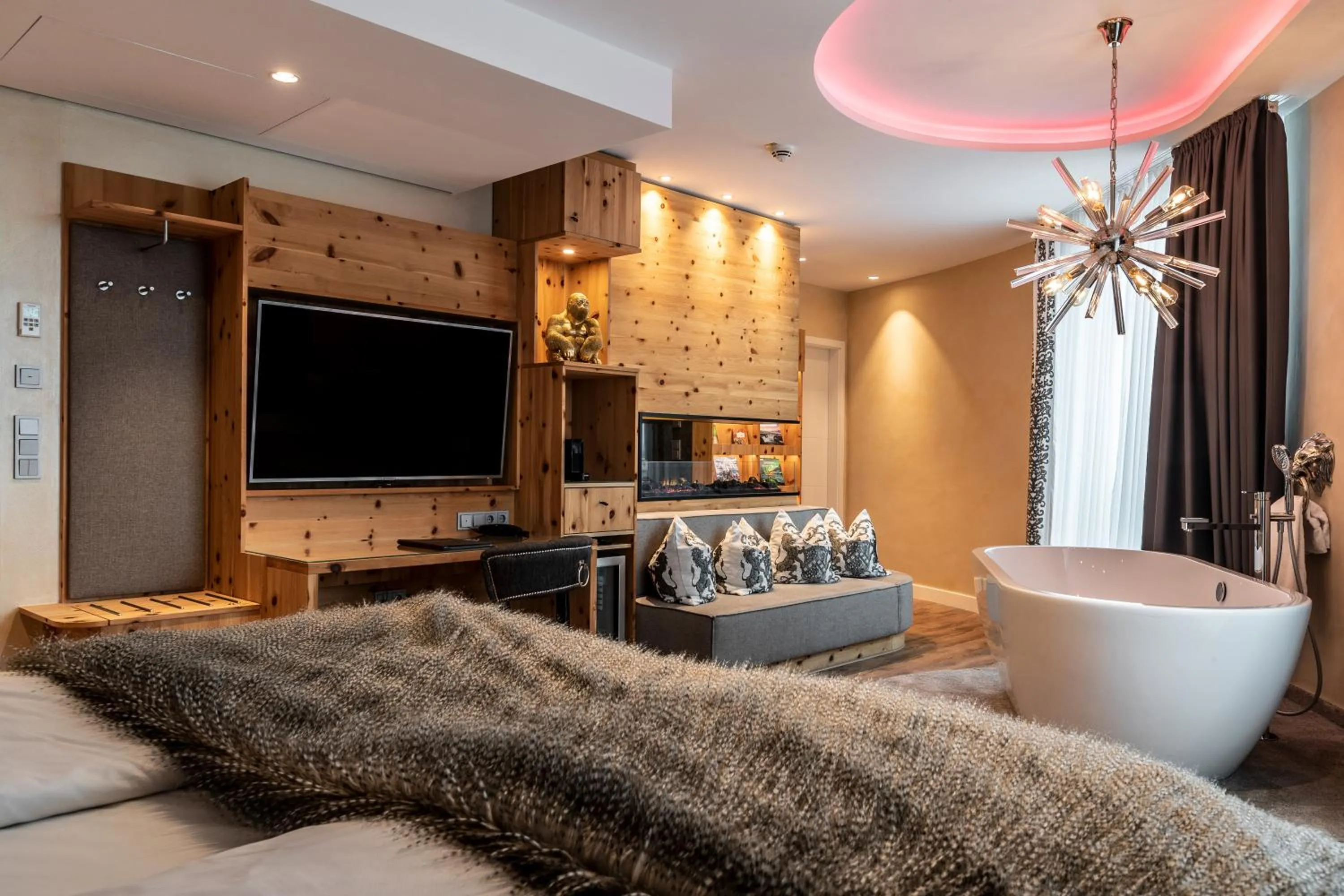 Photo of the whole room in BLOCK Hotel & Living