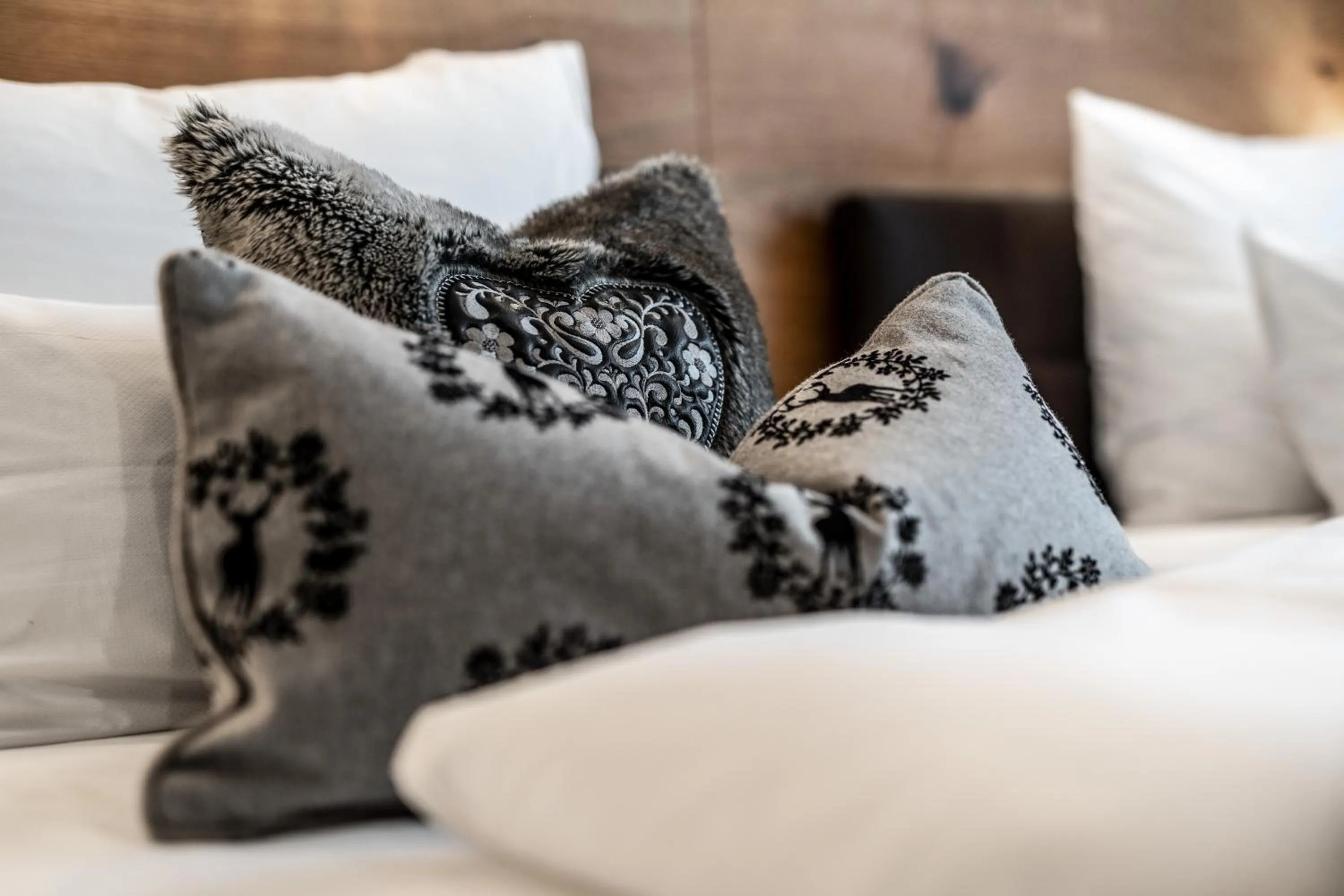 Decorative detail, Bed in BLOCK Hotel & Living