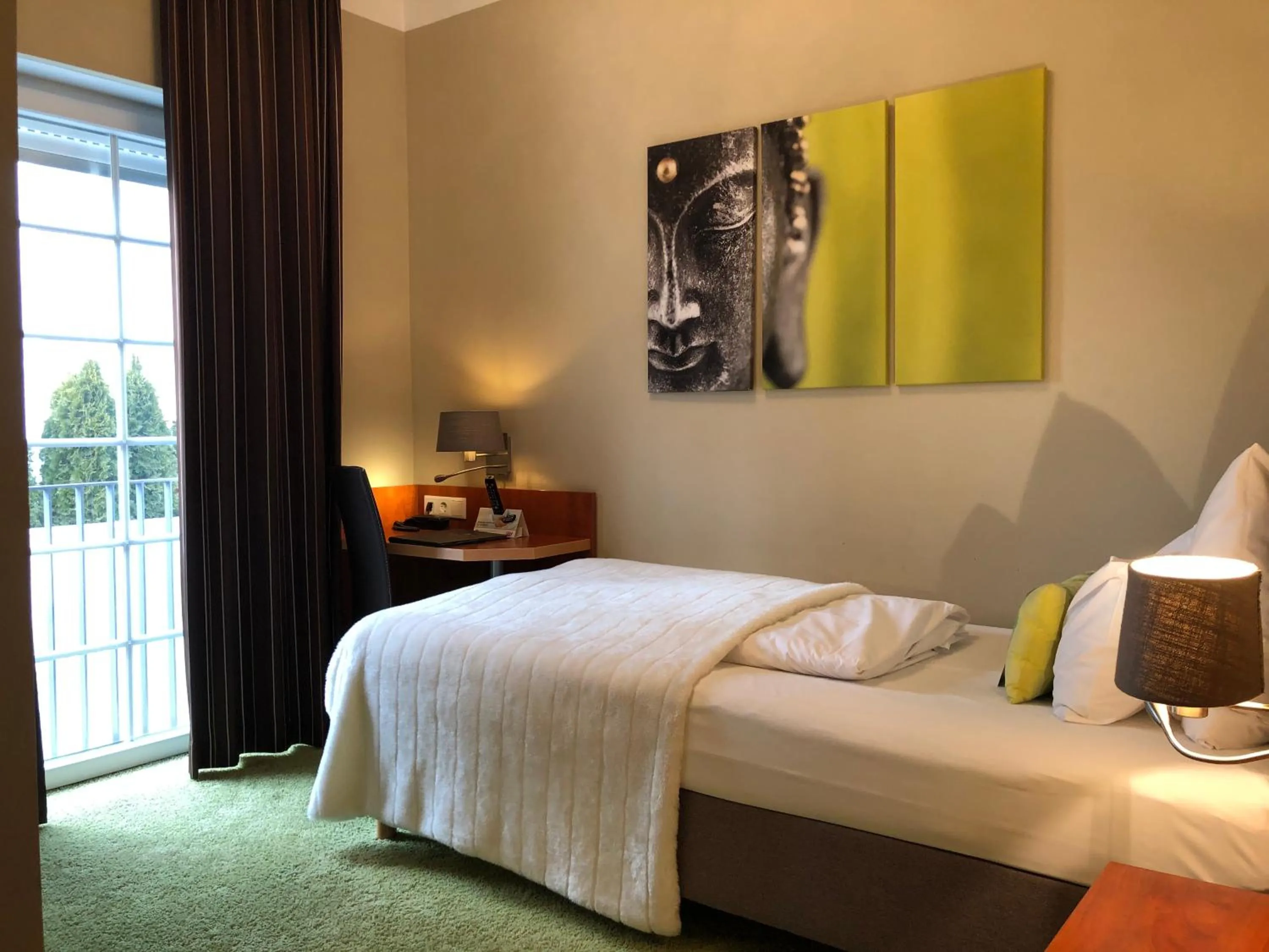 Photo of the whole room, Bed in BLOCK Hotel & Living