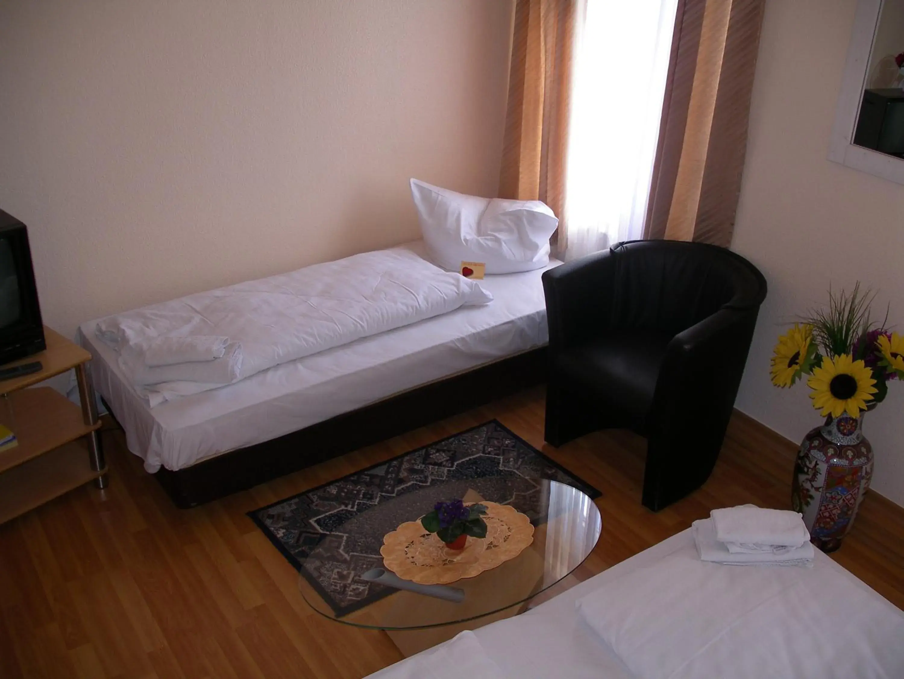 Bed in Hotel garni Djaran