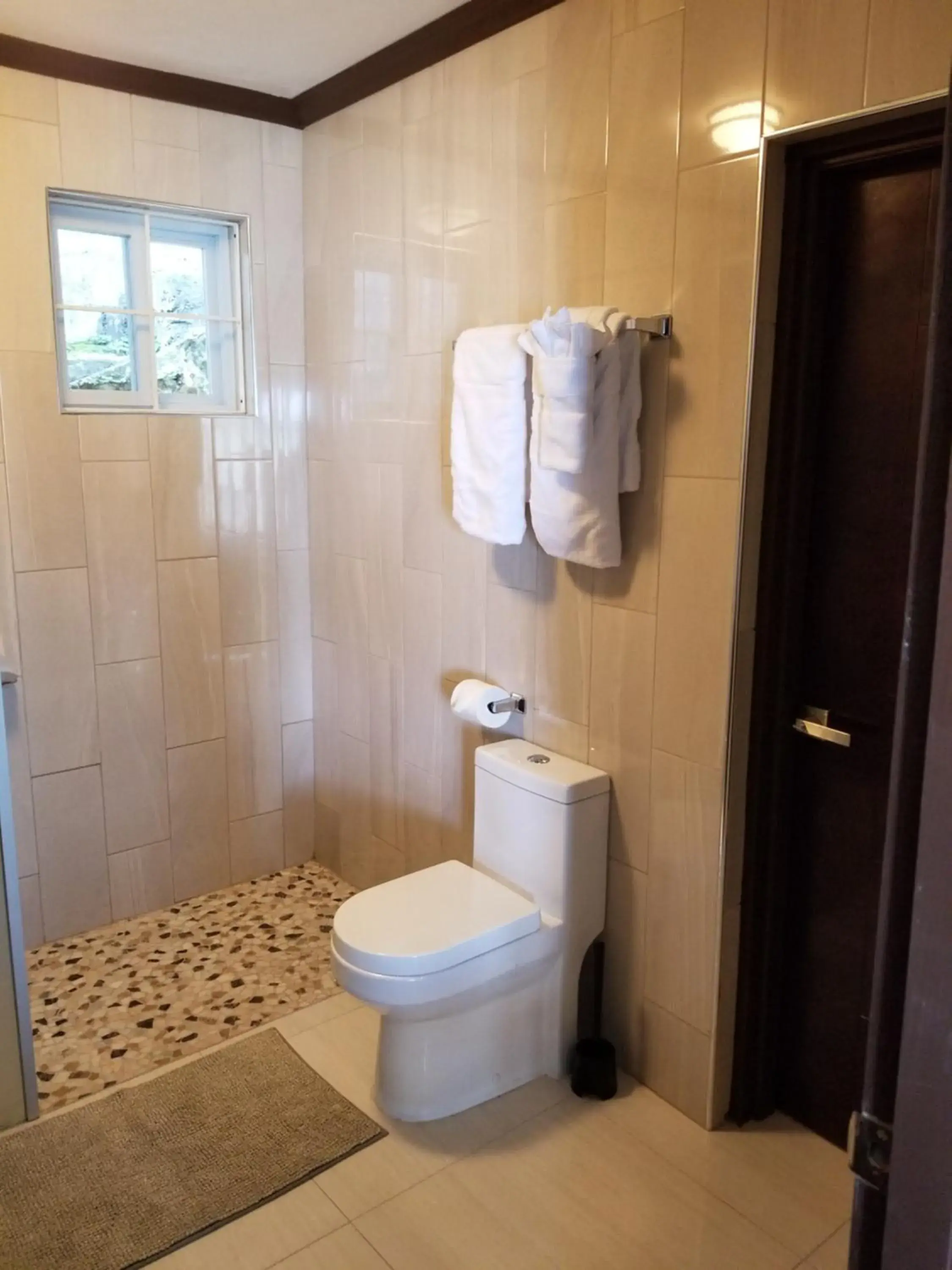 Three-Bedroom Apartment with Ocean View in Inn The Town Three-Bedroom Apartment with Ocean View in Inn The Town