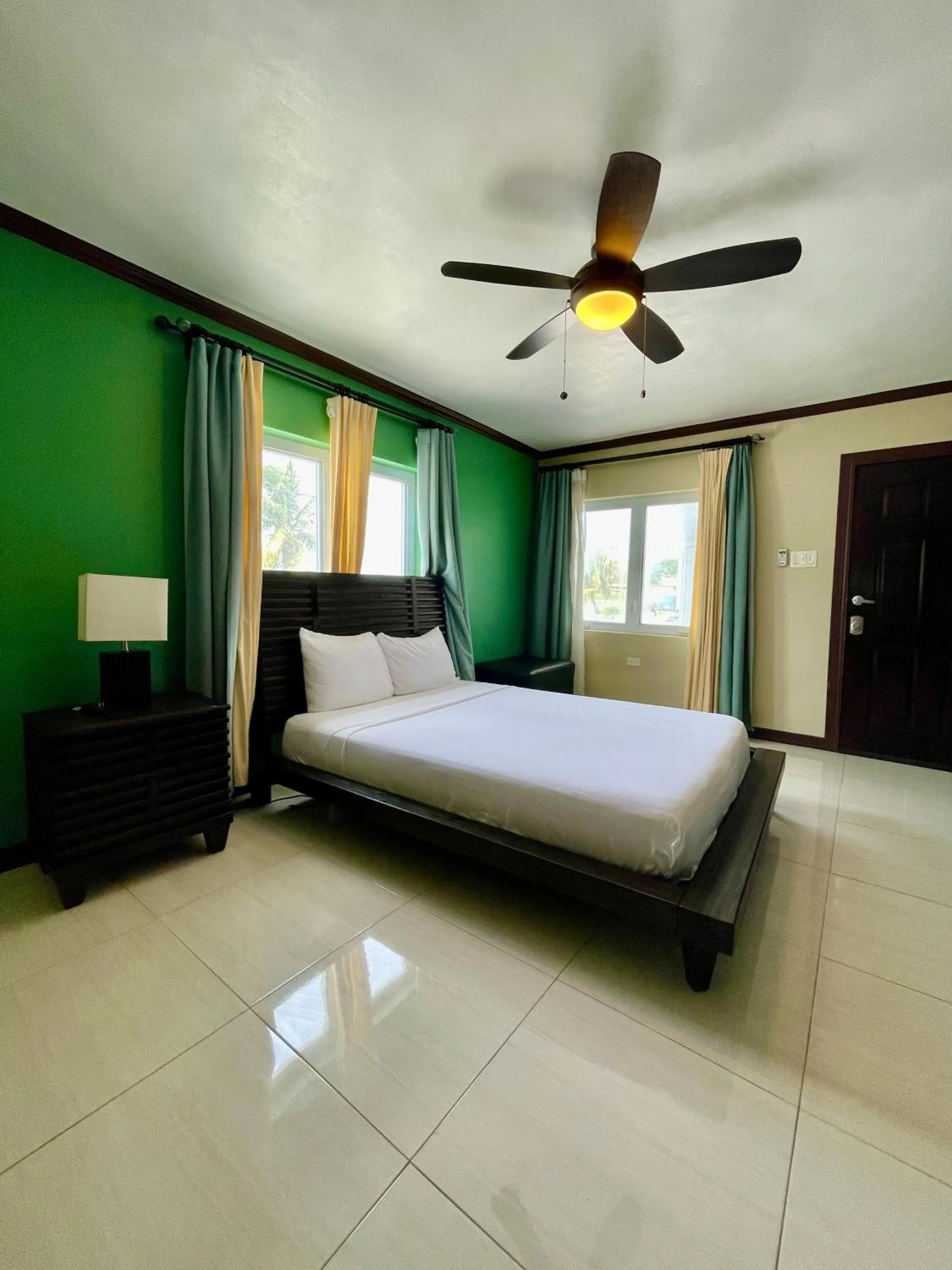 Bedroom, Bed in Inn The Town