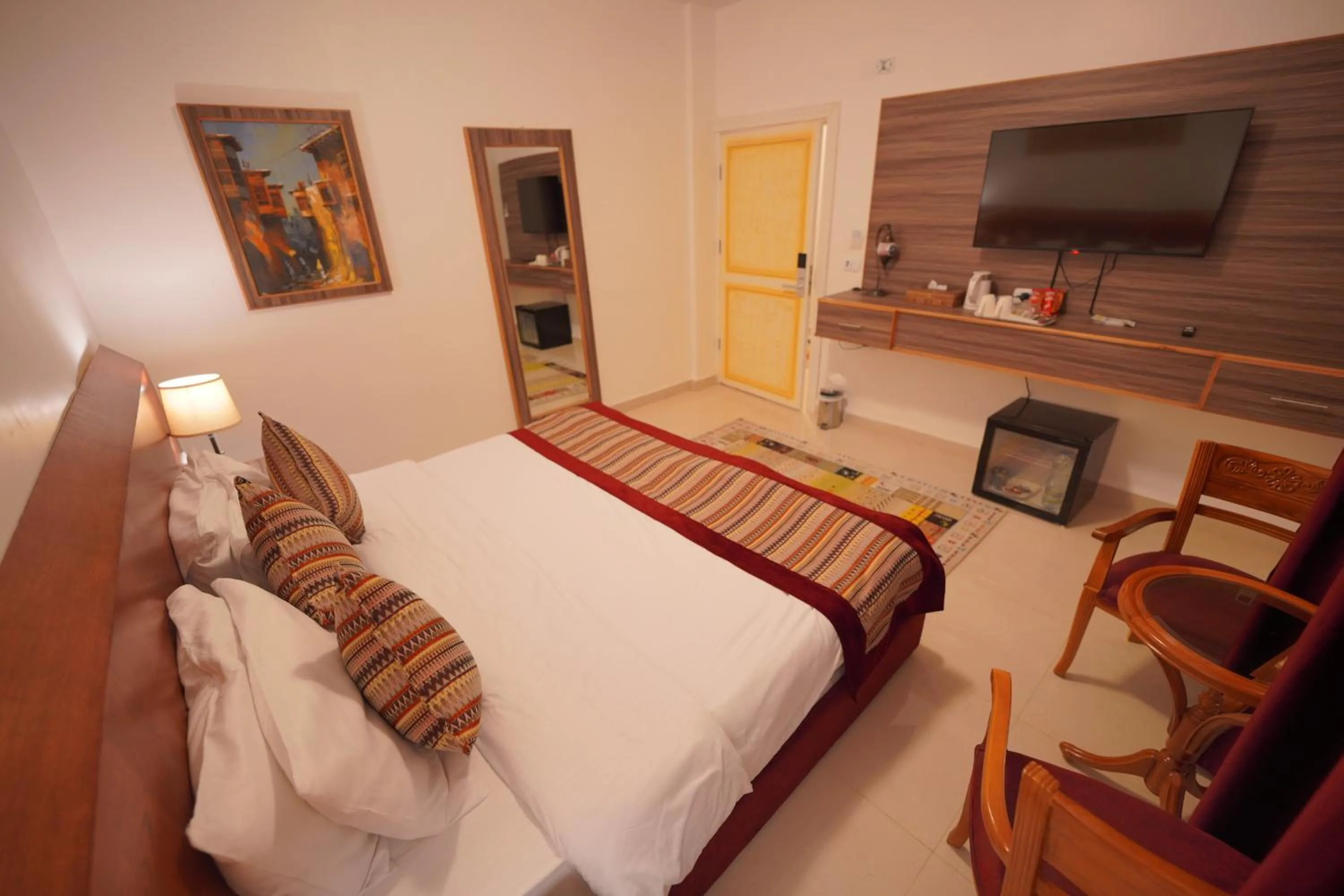 Bedroom, Bed in Petra Plaza Hotel