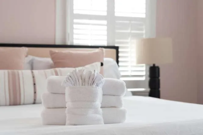 Bed in The Quarters on Spring