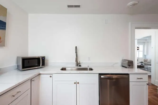 Kitchen or kitchenette in The Quarters on Spring