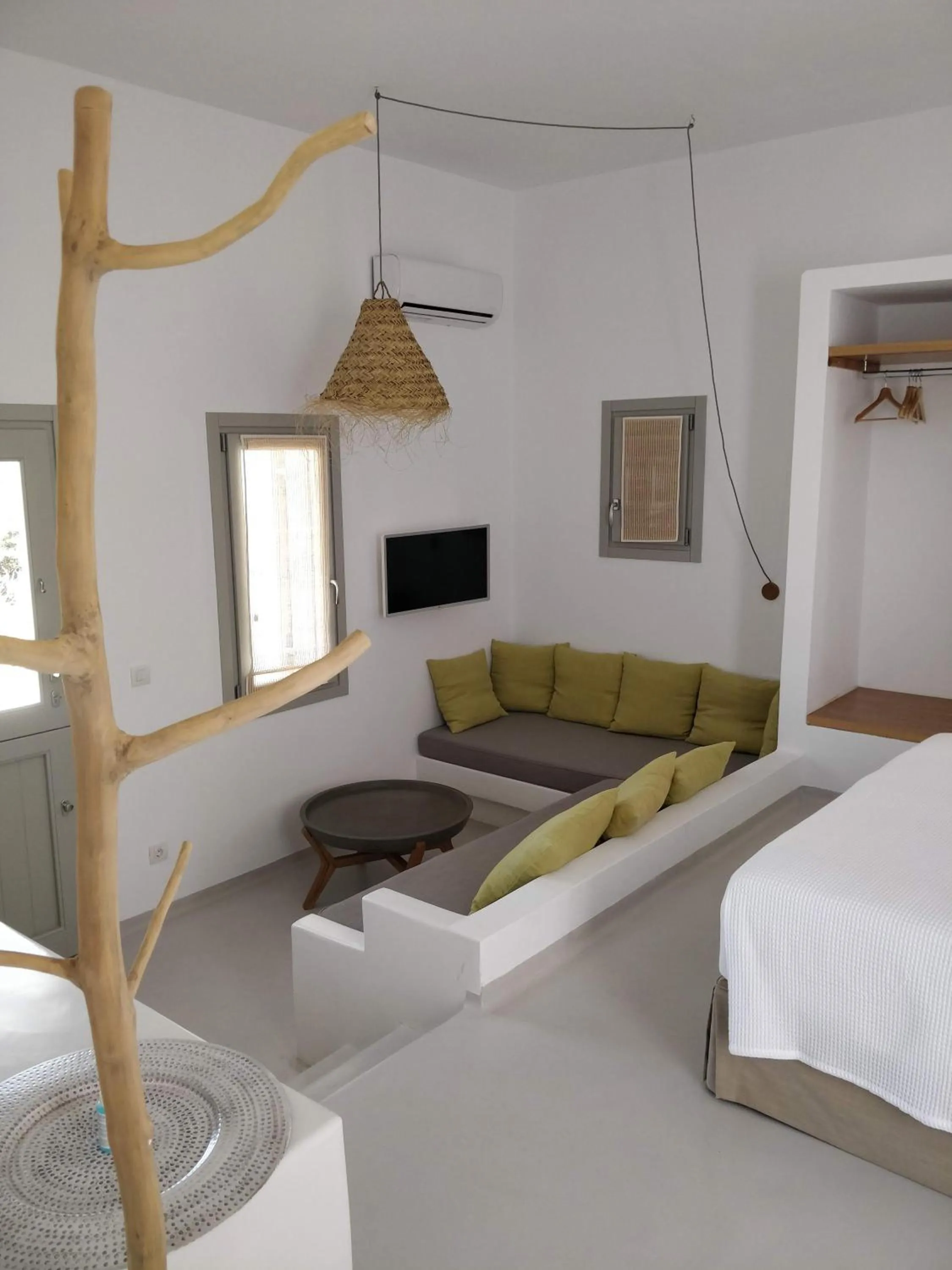 Bed in Psathaki
