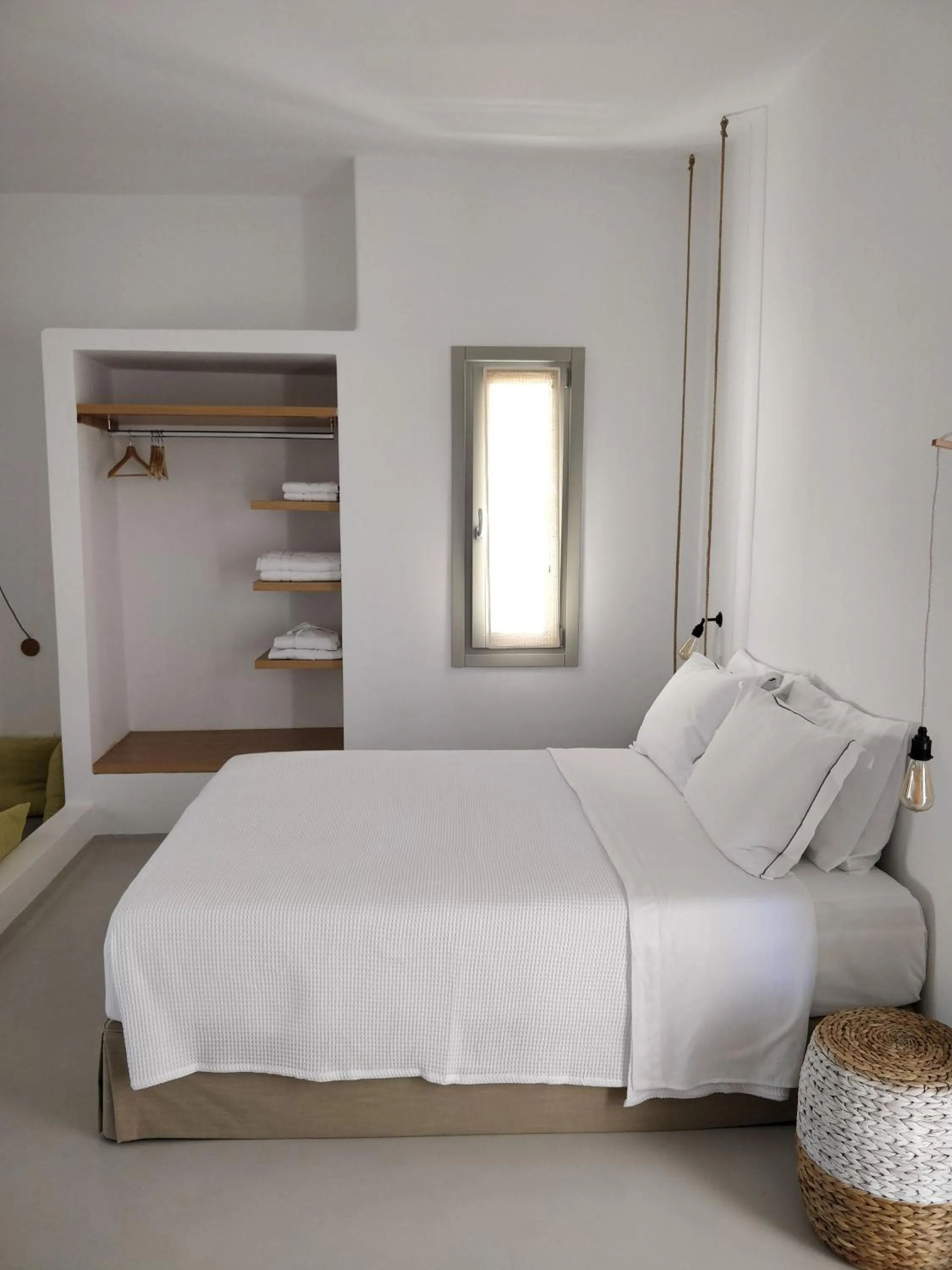 Bed in Psathaki
