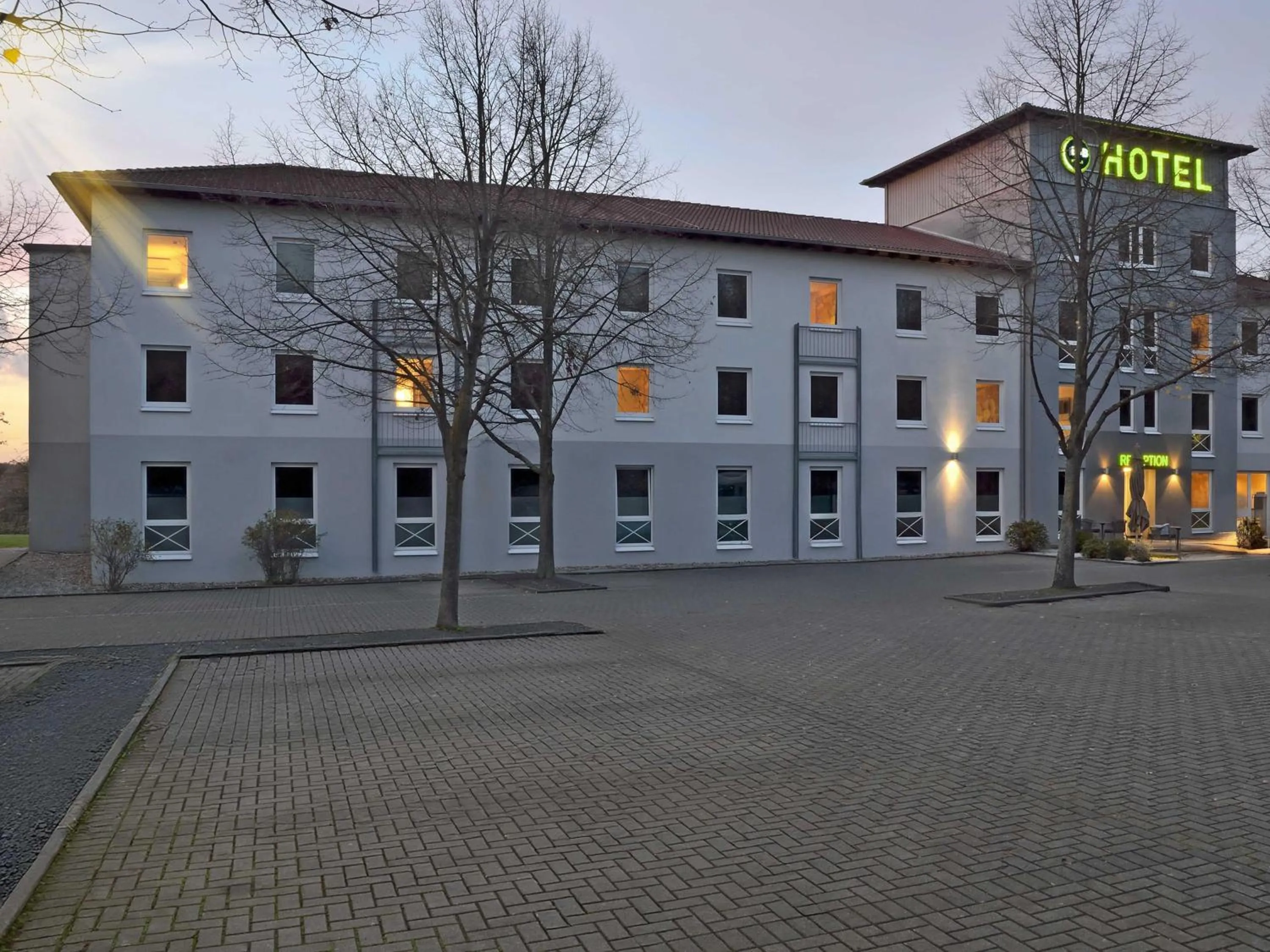 Property building in B&B Hotel Düsseldorf-Ratingen