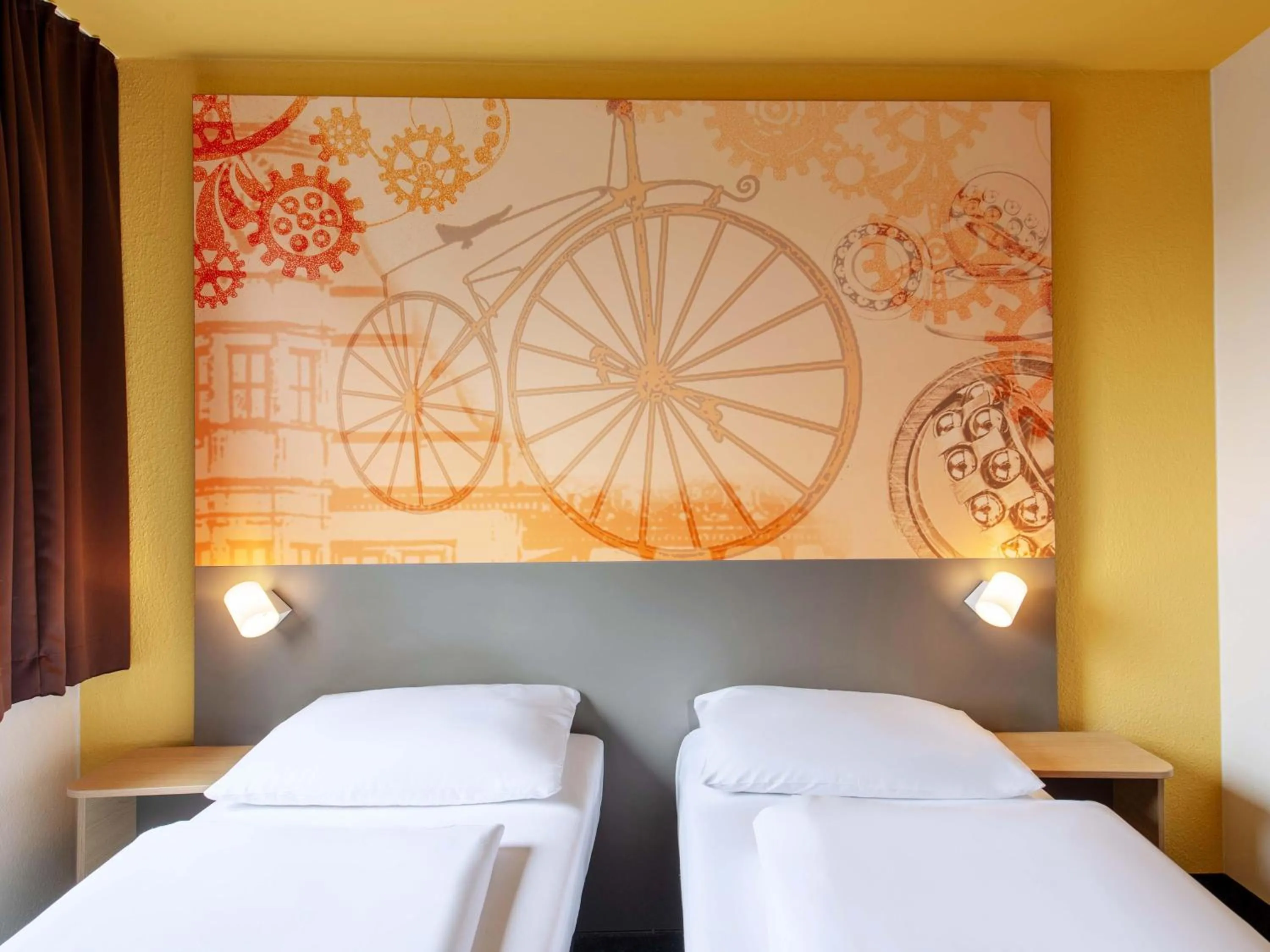 Photo of the whole room, Bed in B&B Hotel Schweinfurt-Süd