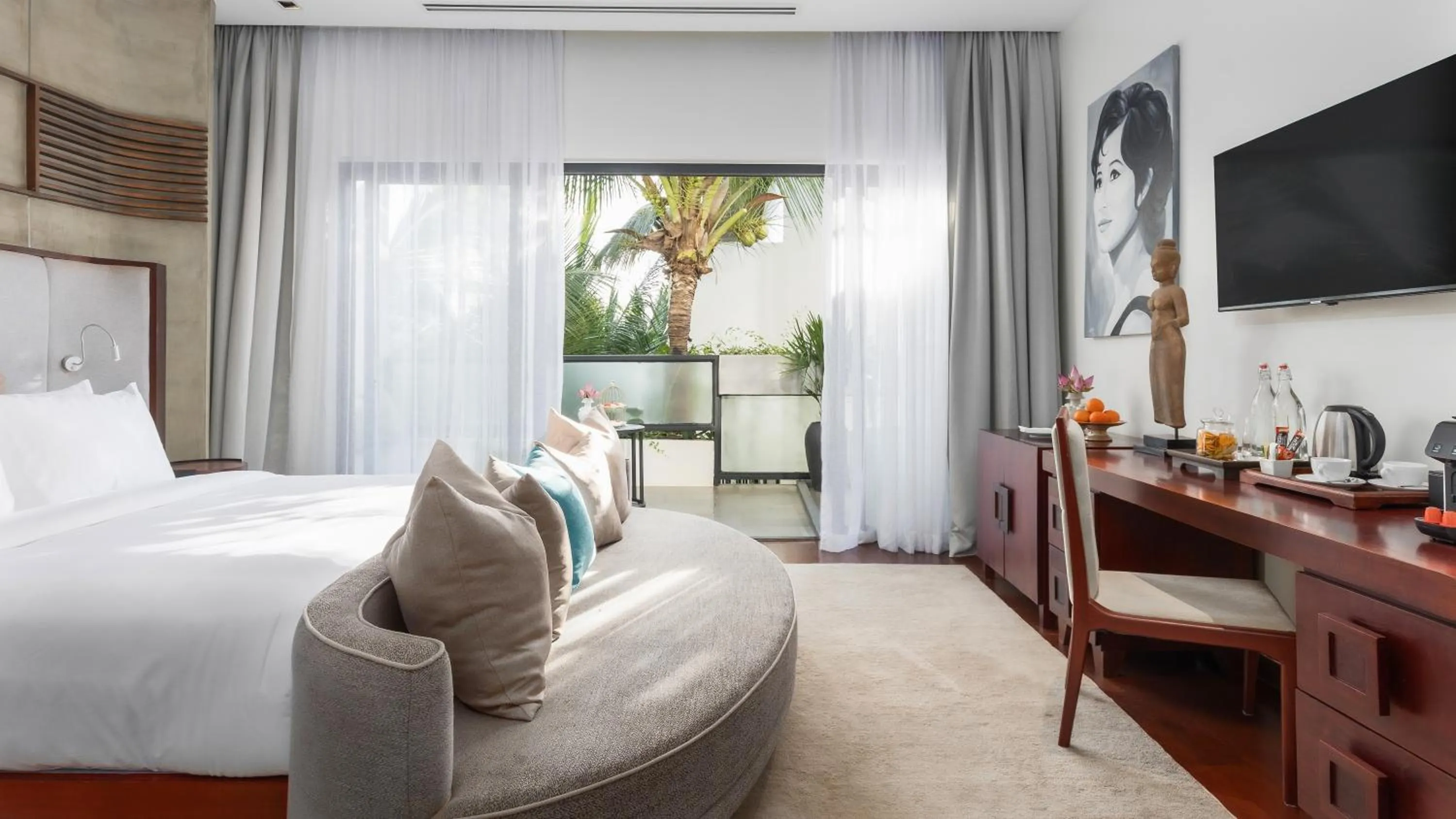 View (from property/room), Bed in Shintana Saya La Maison