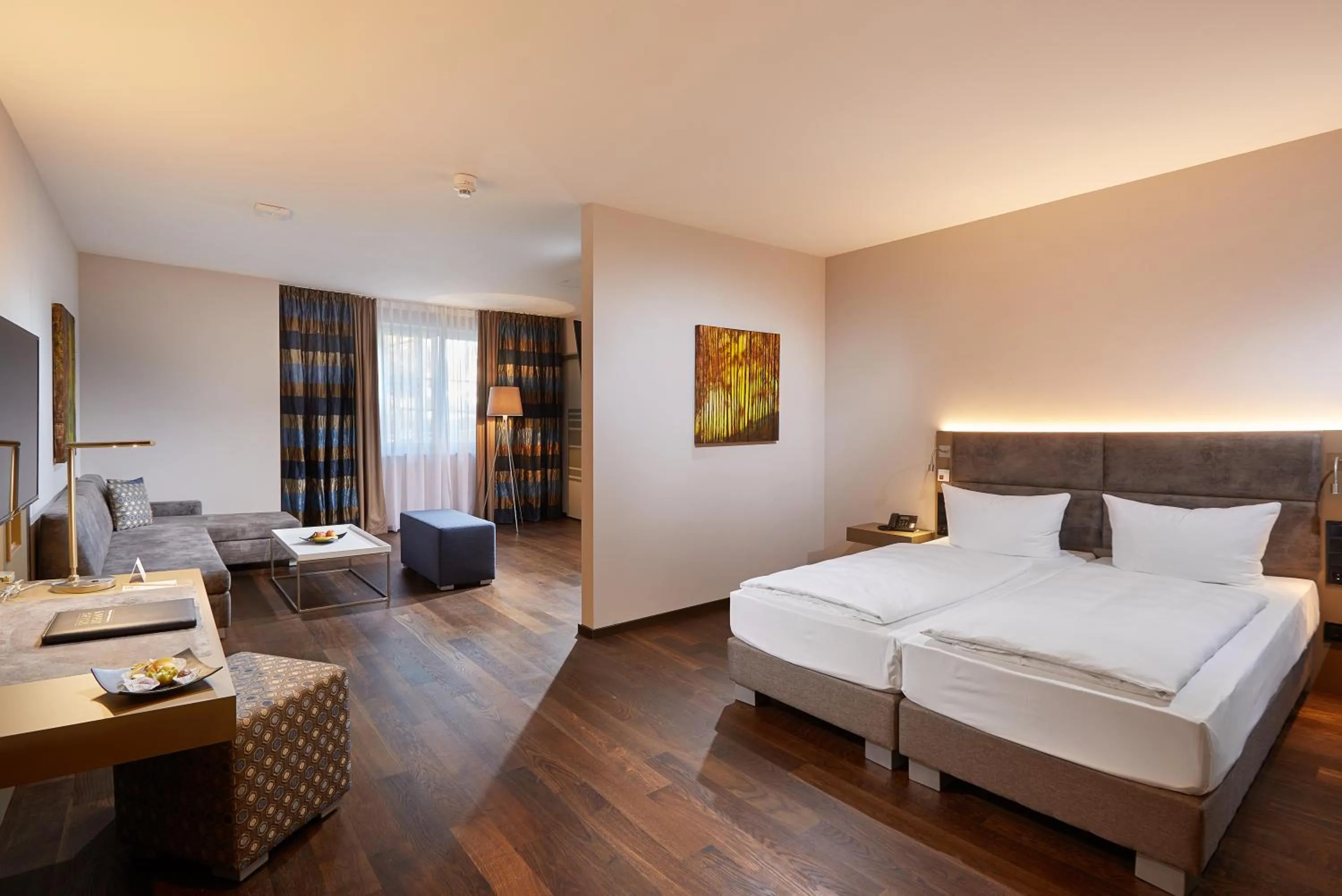 Photo of the whole room, Bed in Schloss Reinach