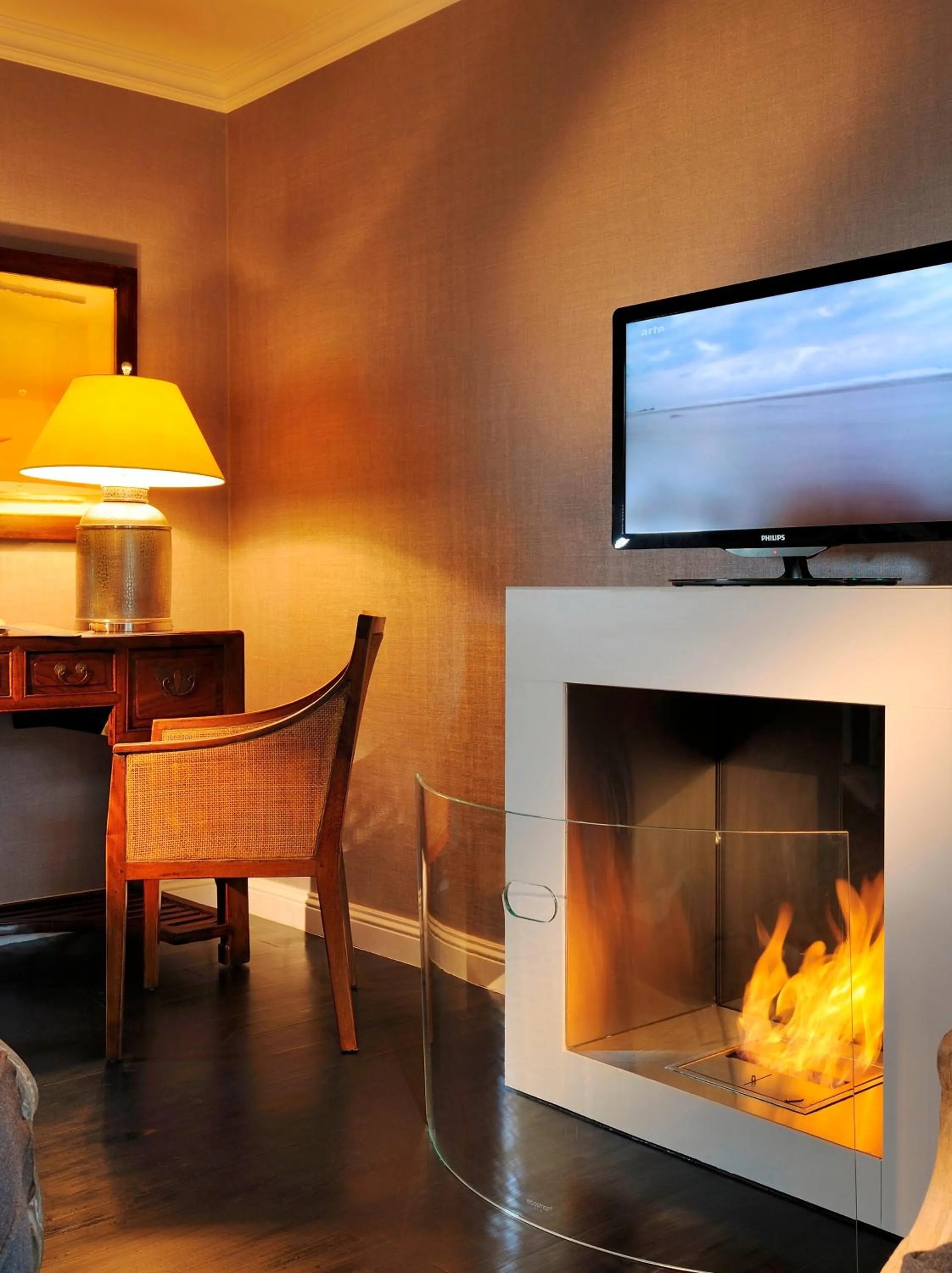 flat iron in Hotel Village