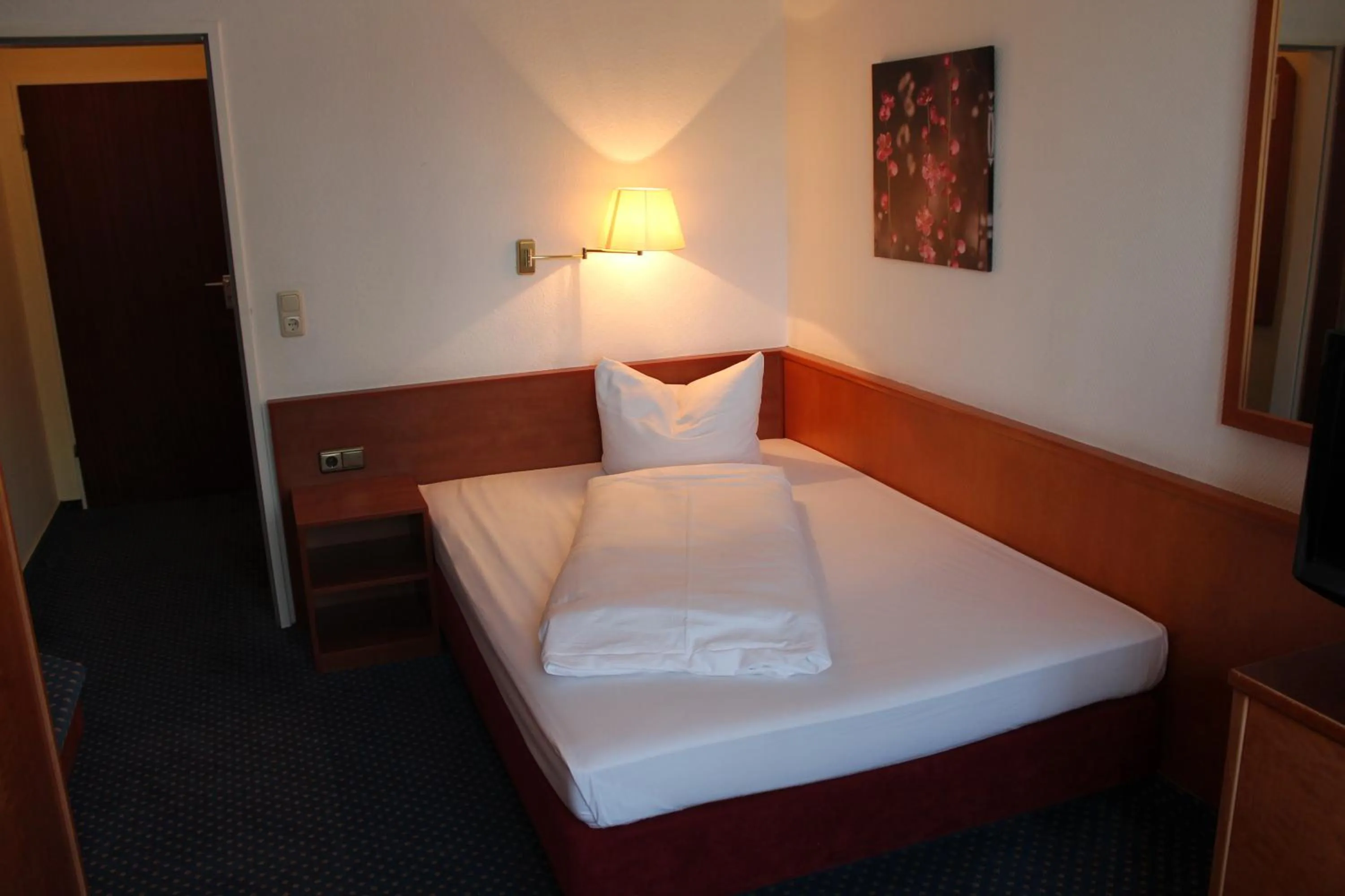 Bed in Hotel-Restaurant Seegarten Quickborn