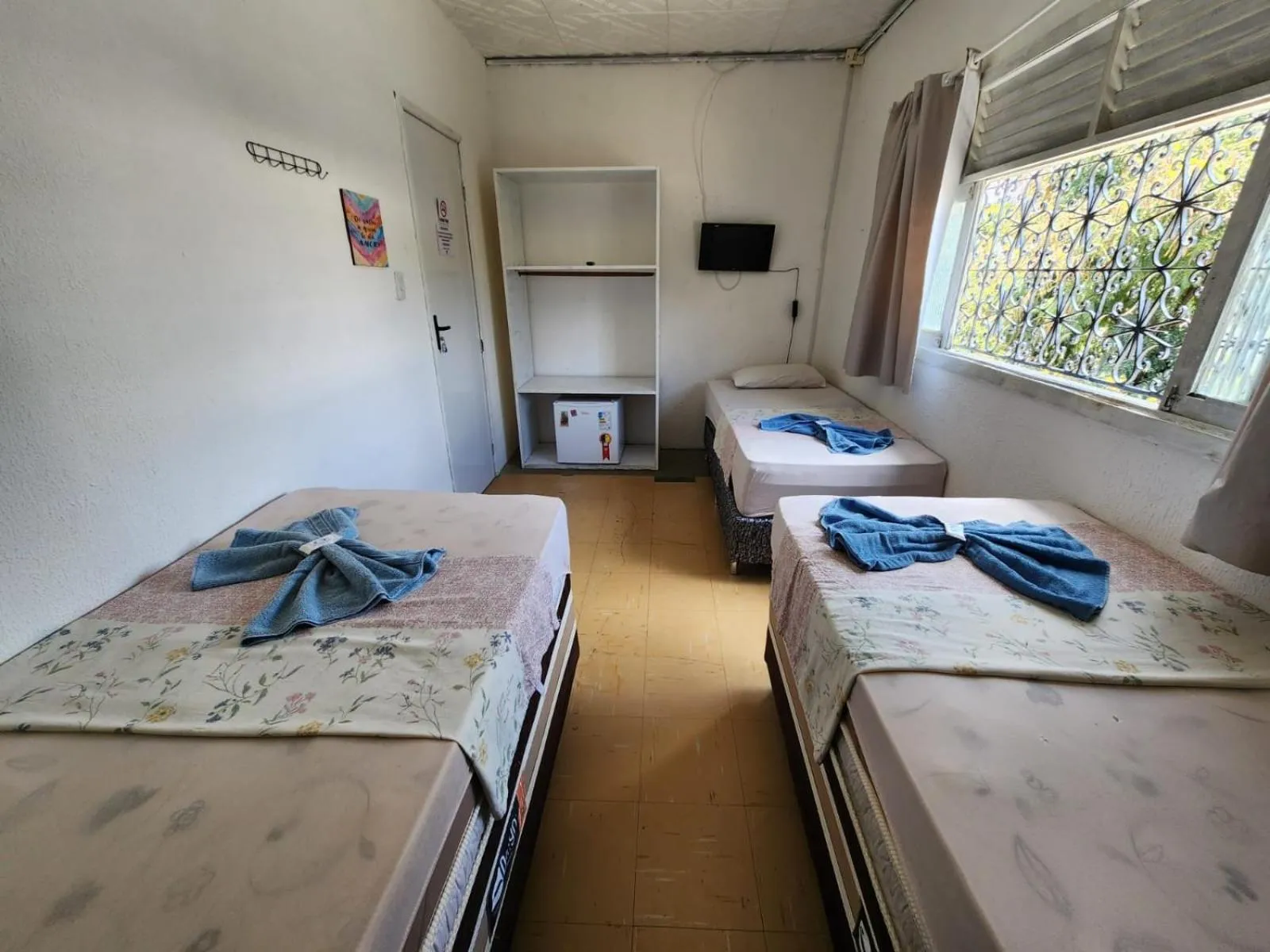 TV and multimedia, Bed in Casa do Meio Pousada