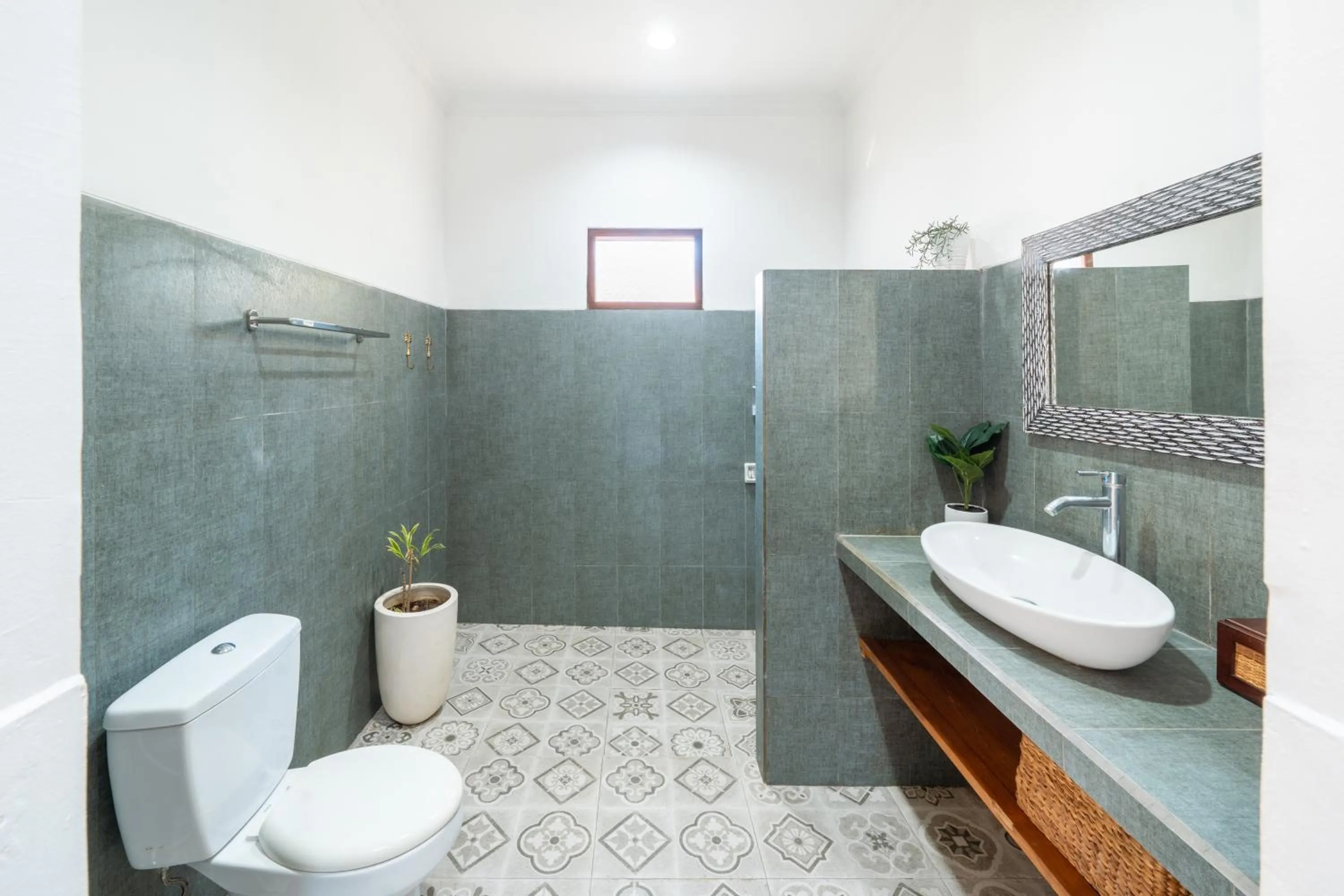 Nusa Indah Onai Hotel