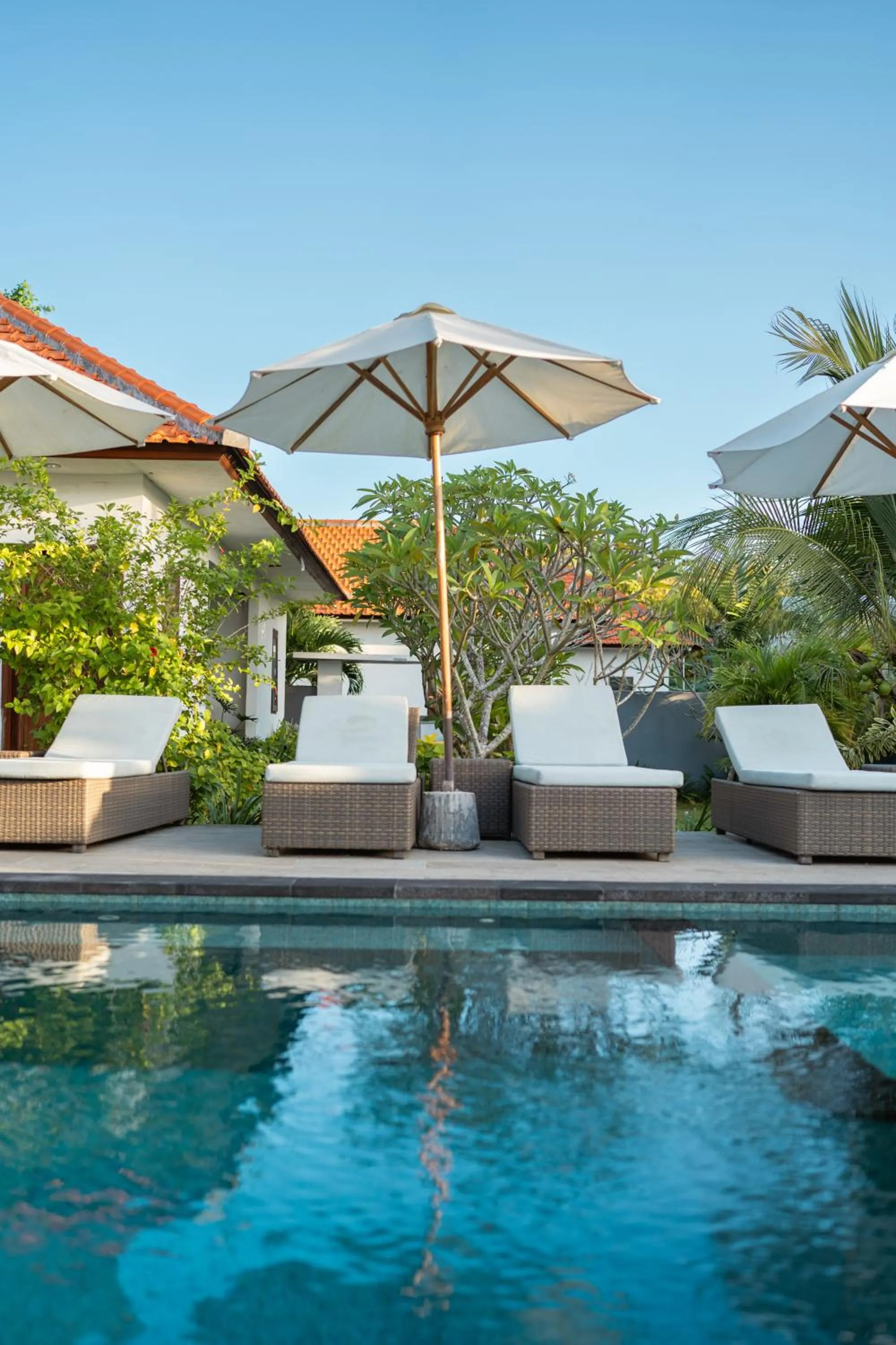 Nusa Indah Onai Hotel