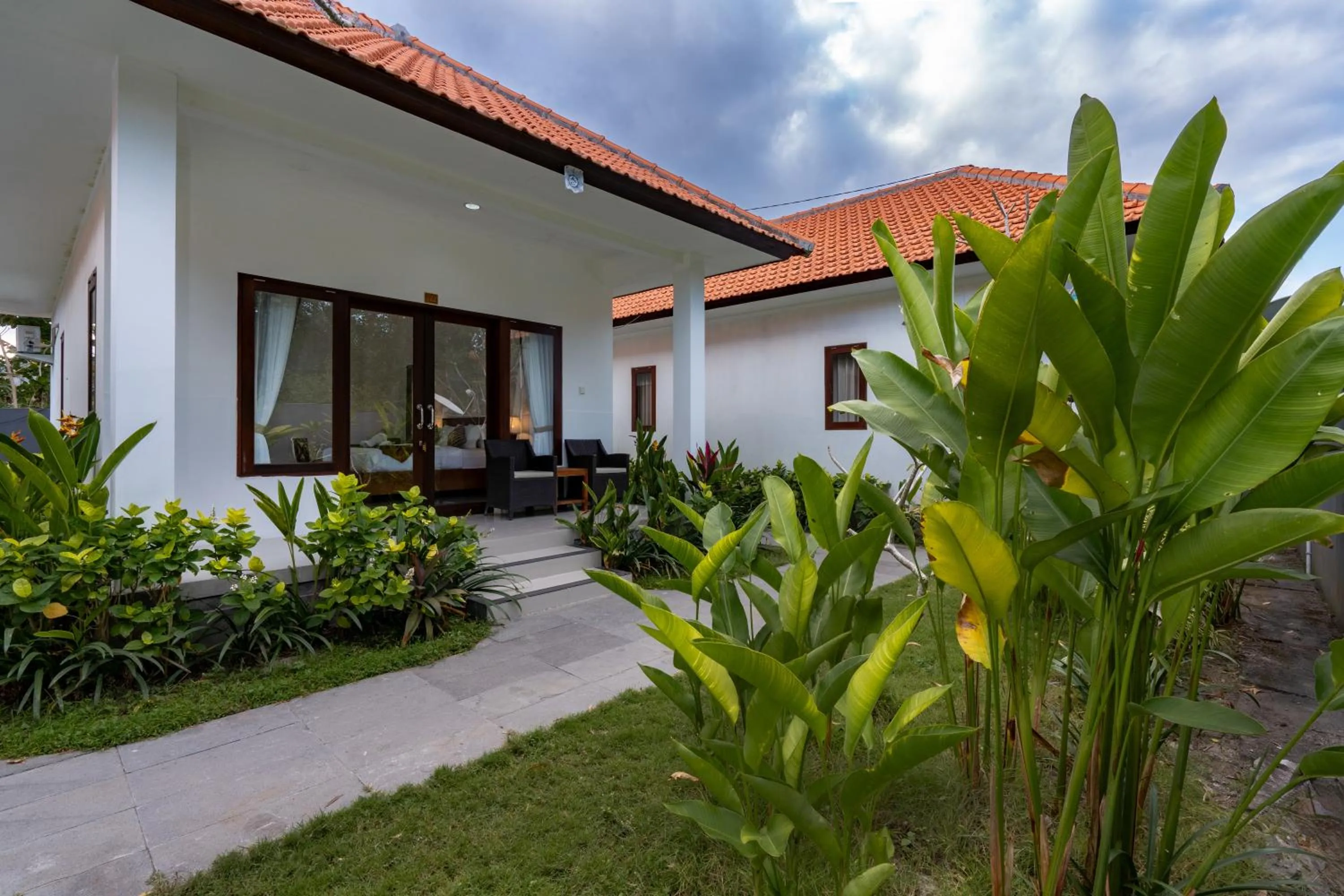 Nusa Indah Onai Hotel