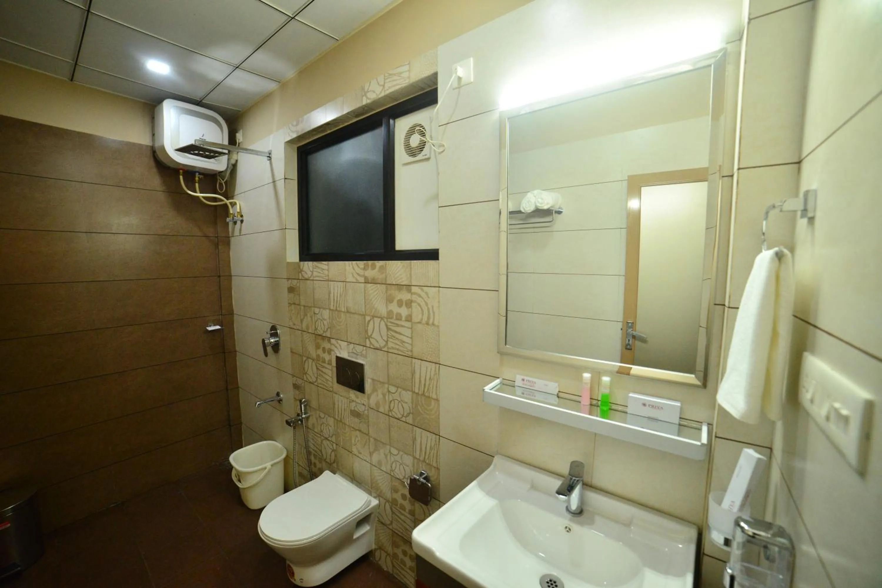 Bathroom in Hotel Priya