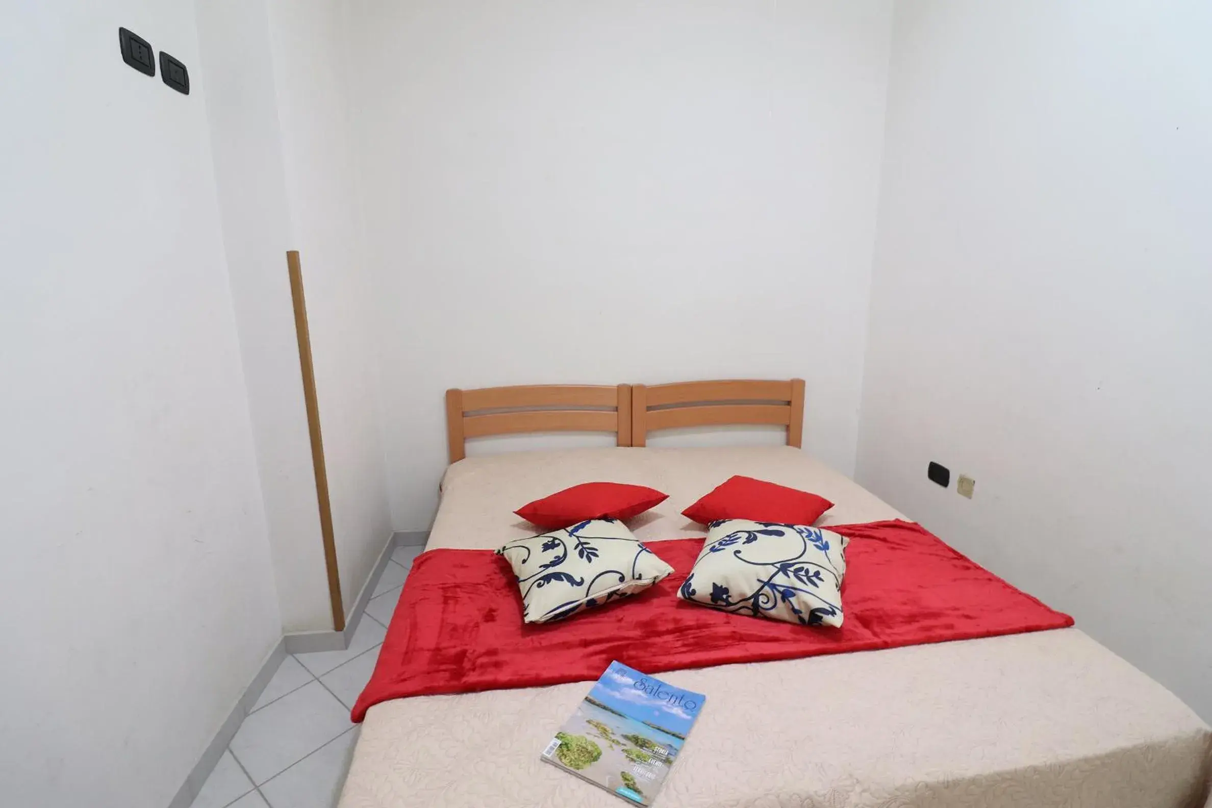 Bedroom, Bed in Casa vacanze arianna Otranto centro, Salento 6 posti Bedroom, Bed in Casa vacanze arianna Otranto centro, Salento 6 posti