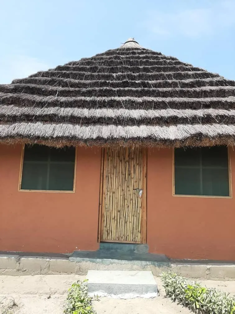 Facade/entrance in Tangi Safari Lodge