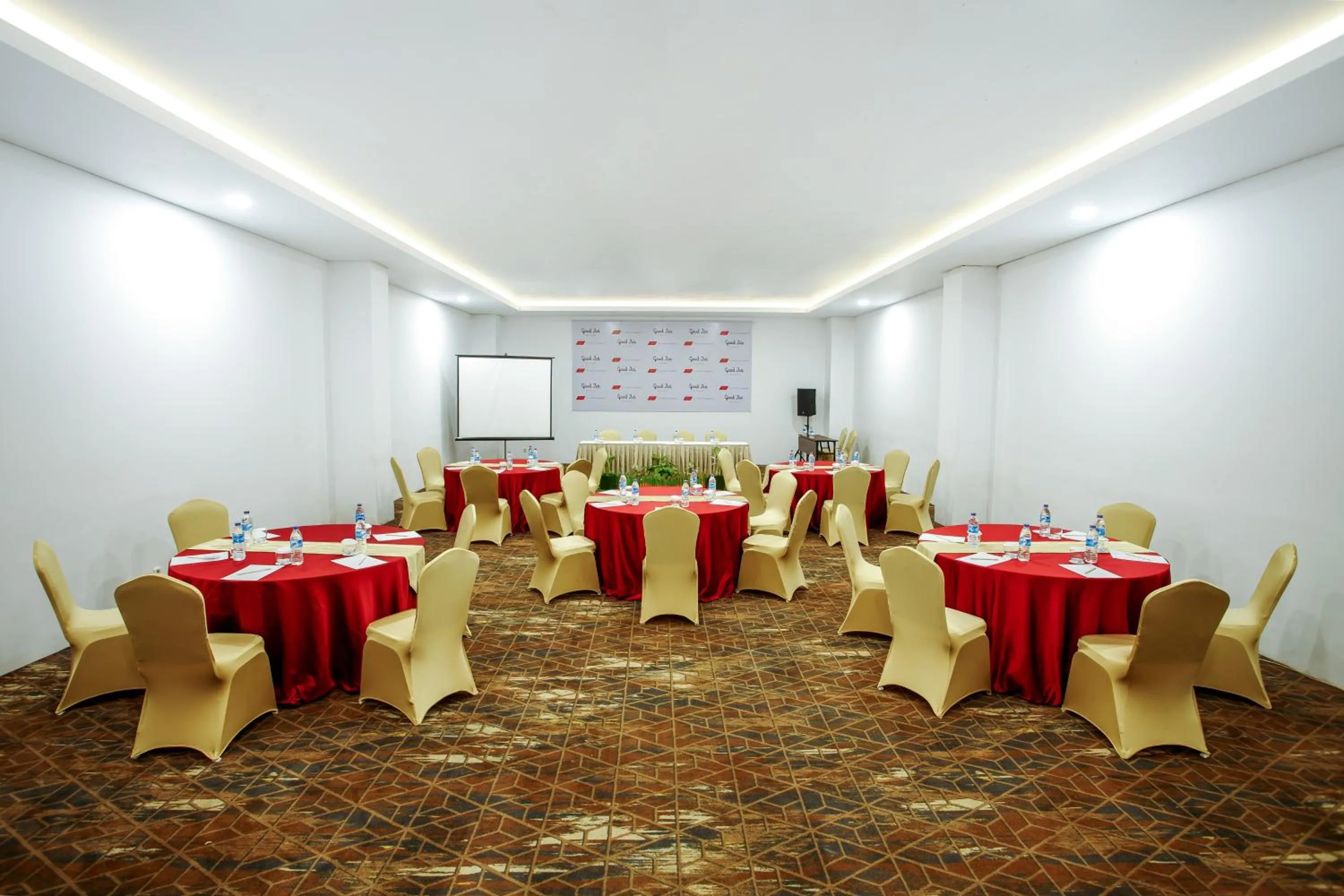 Meeting/conference room in Grand Zuri Ketapang