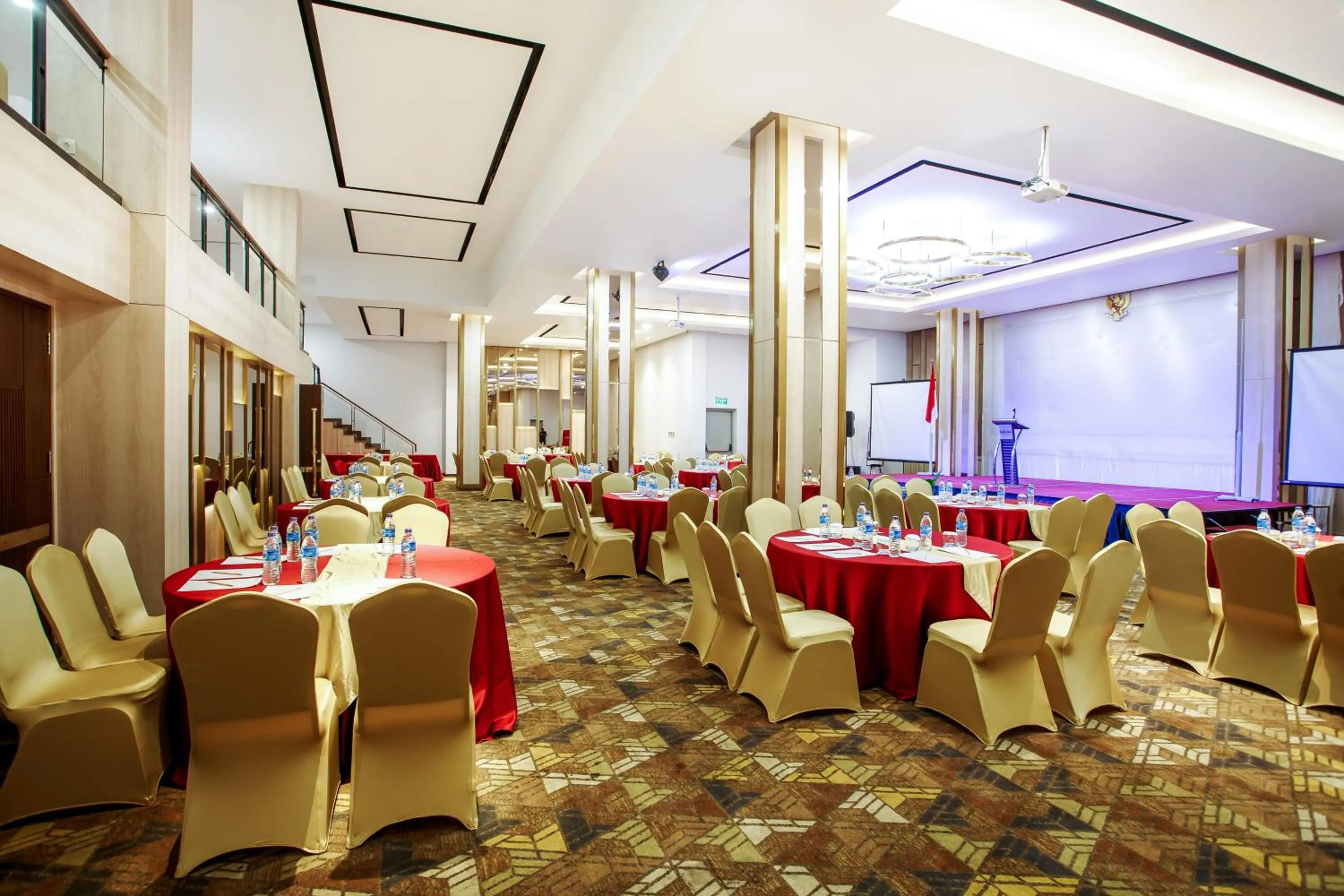 Meeting/conference room in Grand Zuri Ketapang