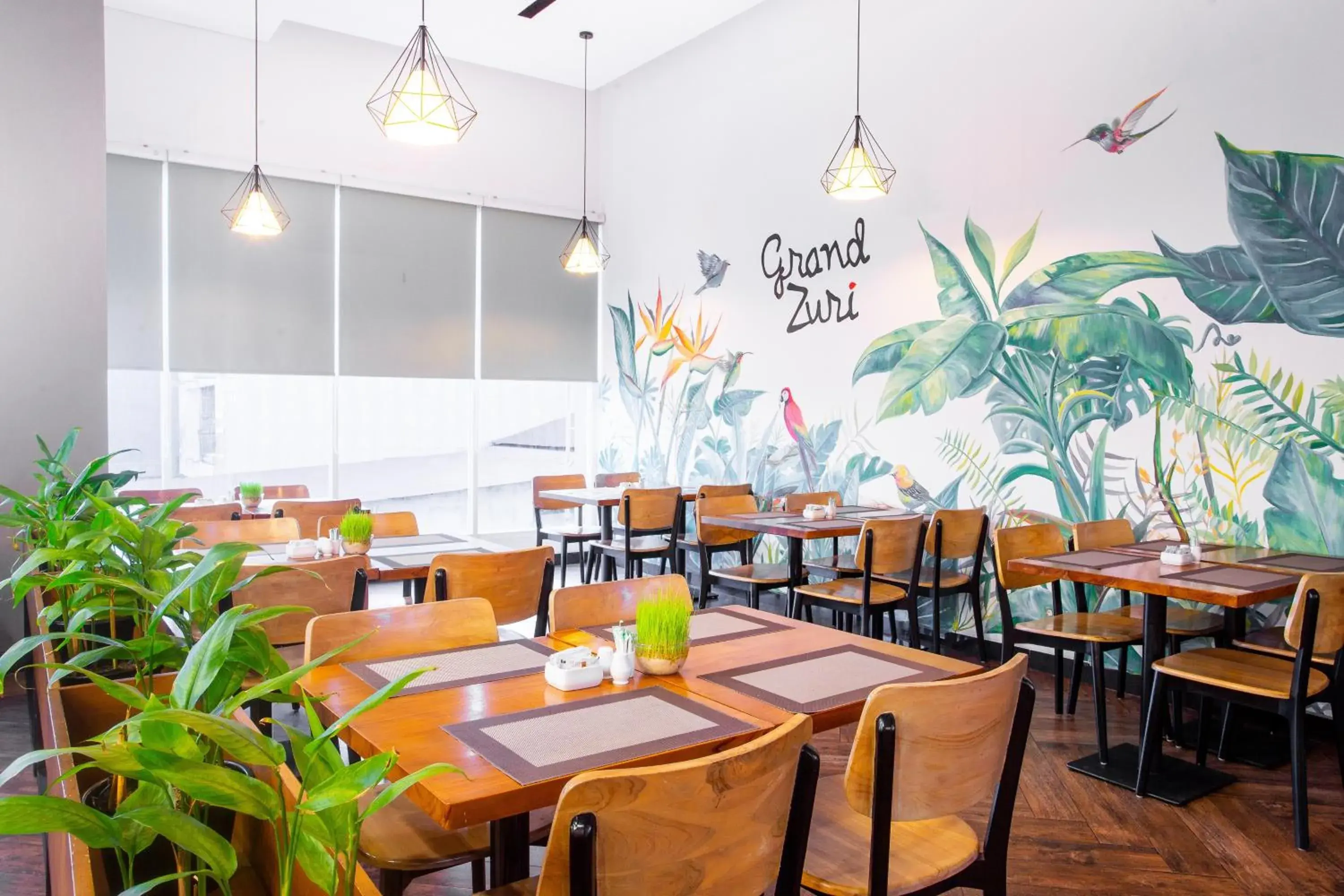 Restaurant/places to eat in Grand Zuri Ketapang Restaurant/places to eat in Grand Zuri Ketapang