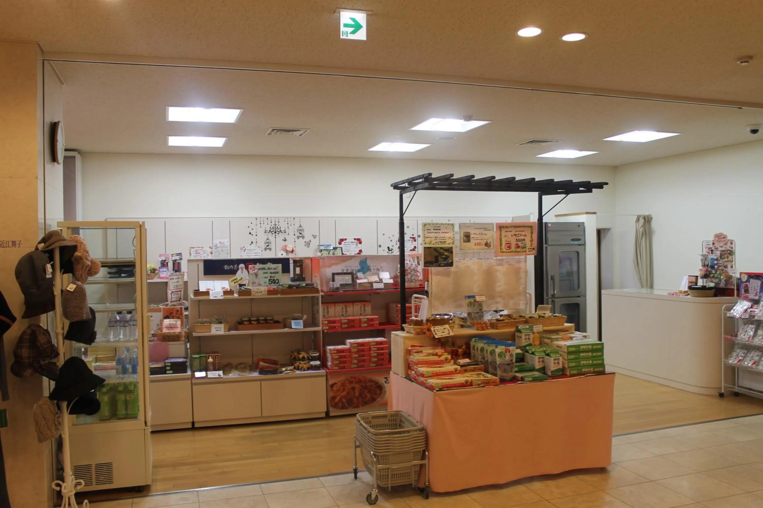 Shopping Area in The Gran Resort Oumi Maiko