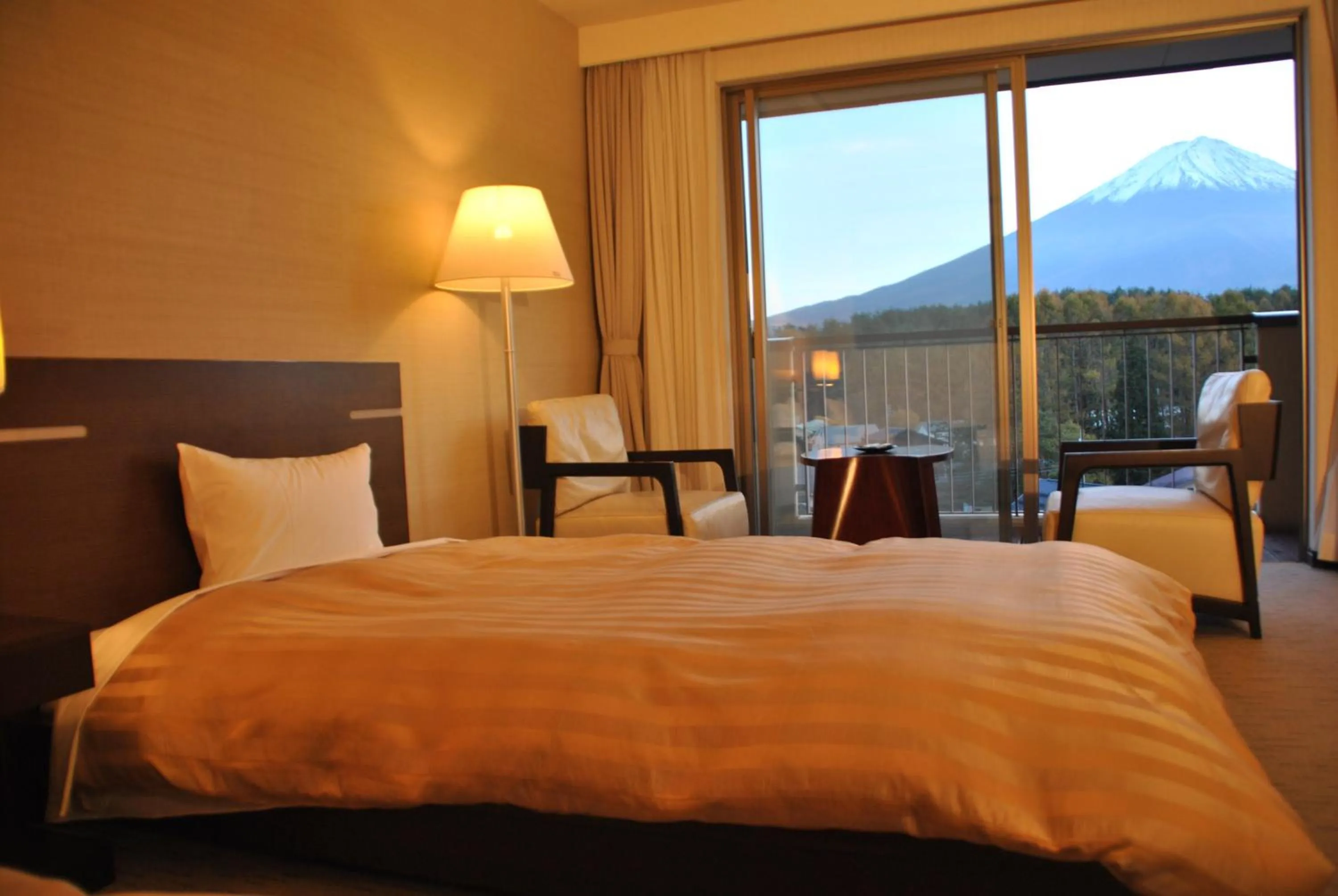 Bedroom, Bed in The Gran Resort Princess Fujikawaguchiko