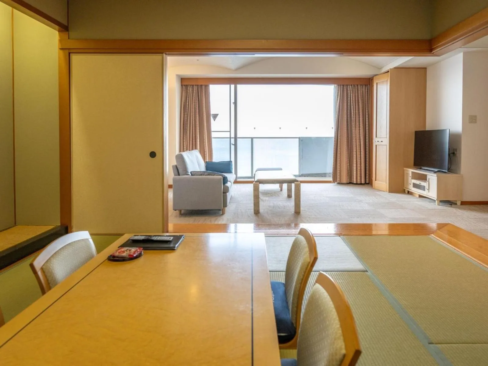 The Gran Resort Elegante Awajishima