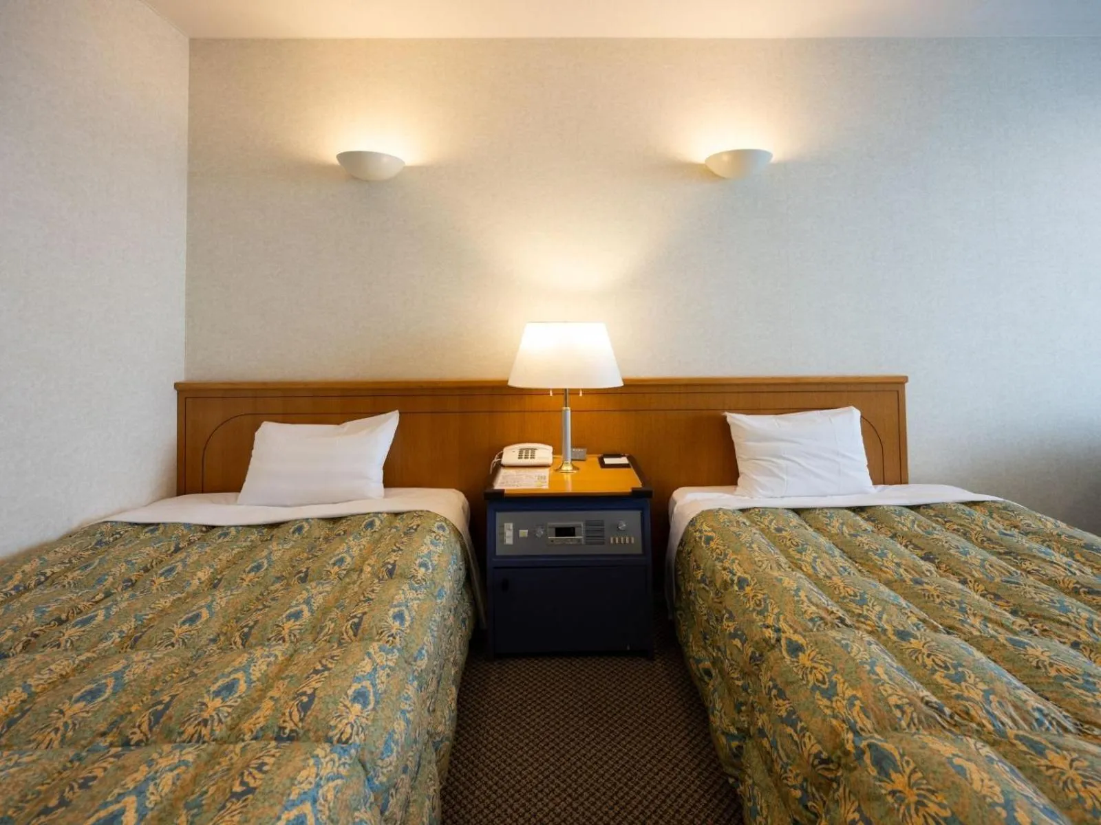 Bed in The Gran Resort Elegante Awajishima