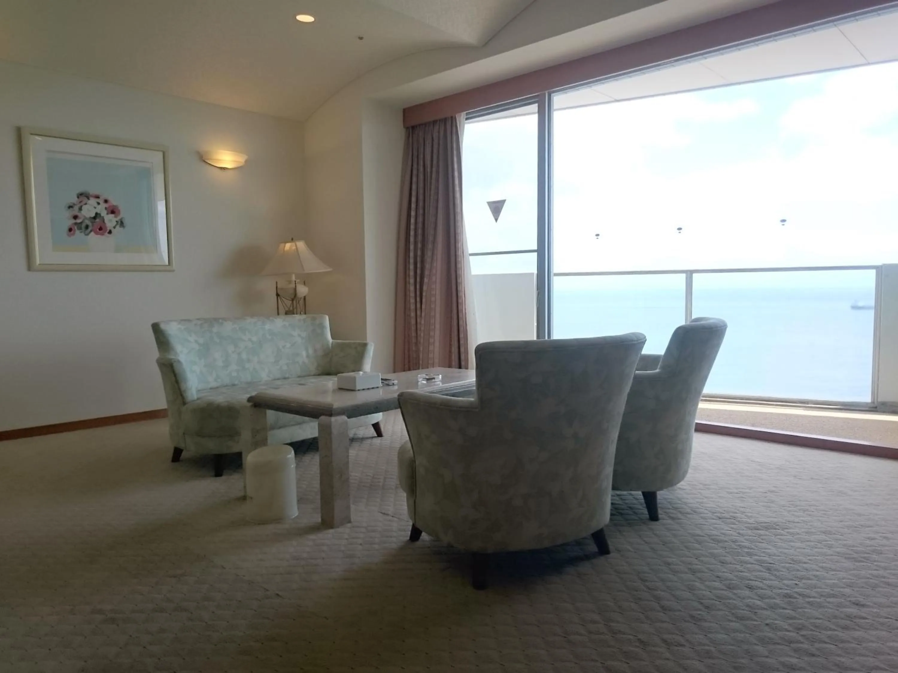 Photo of the whole room in The Gran Resort Elegante Awajishima