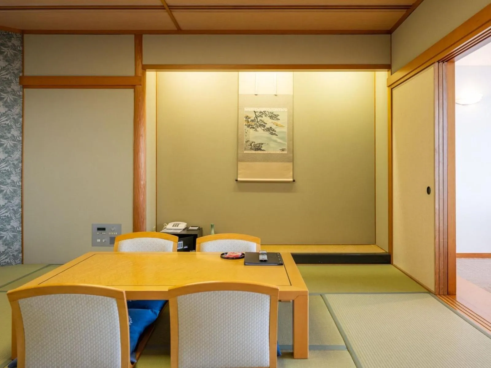 The Gran Resort Elegante Awajishima