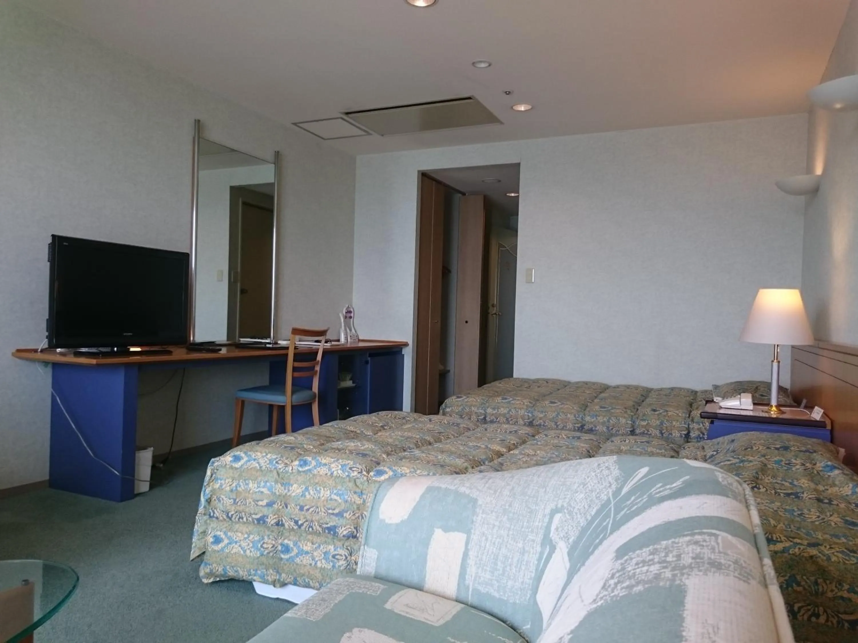 Bed in The Gran Resort Elegante Awajishima