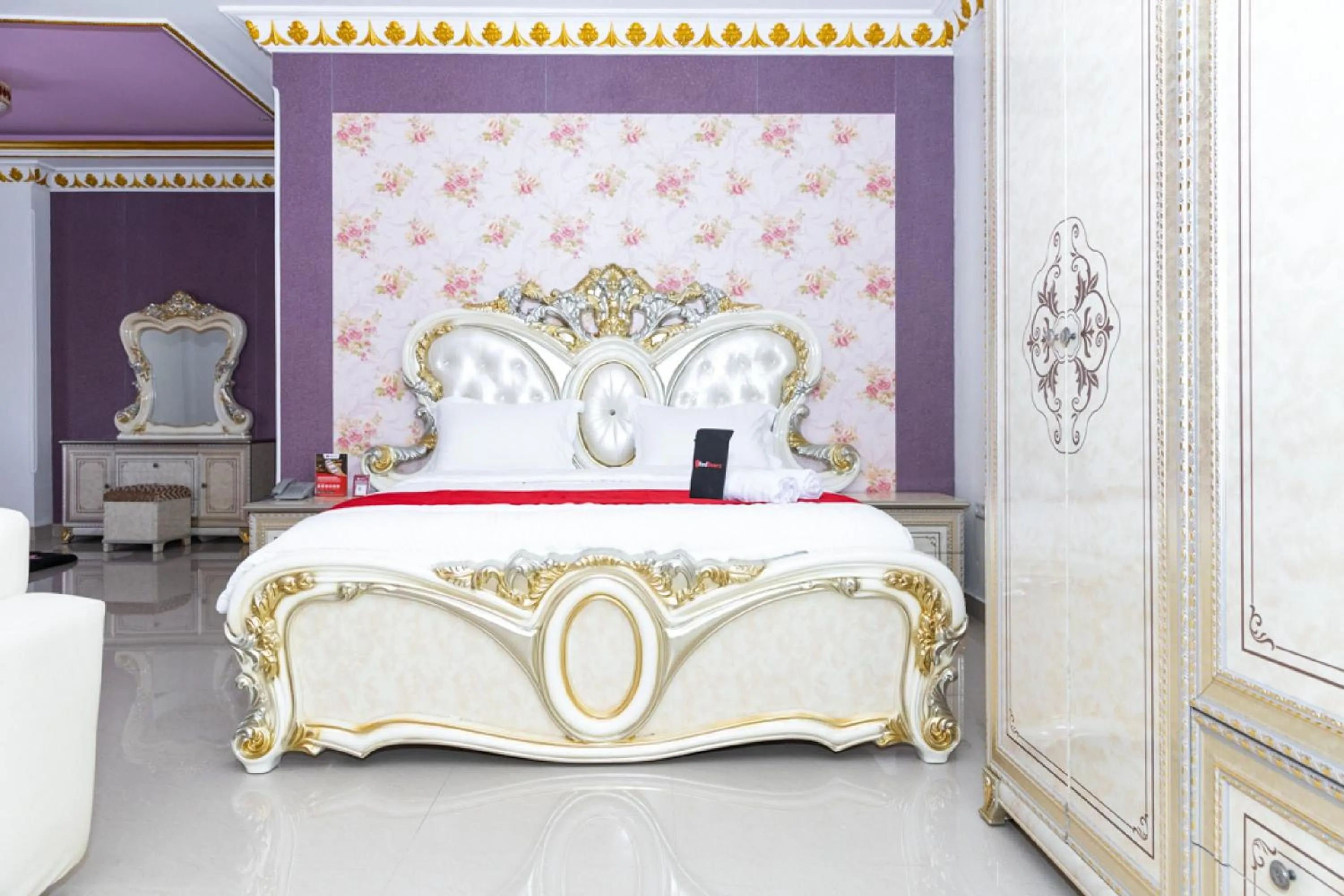 Bedroom, Bed in RedDoorz Premium @ Sea Residence Manado