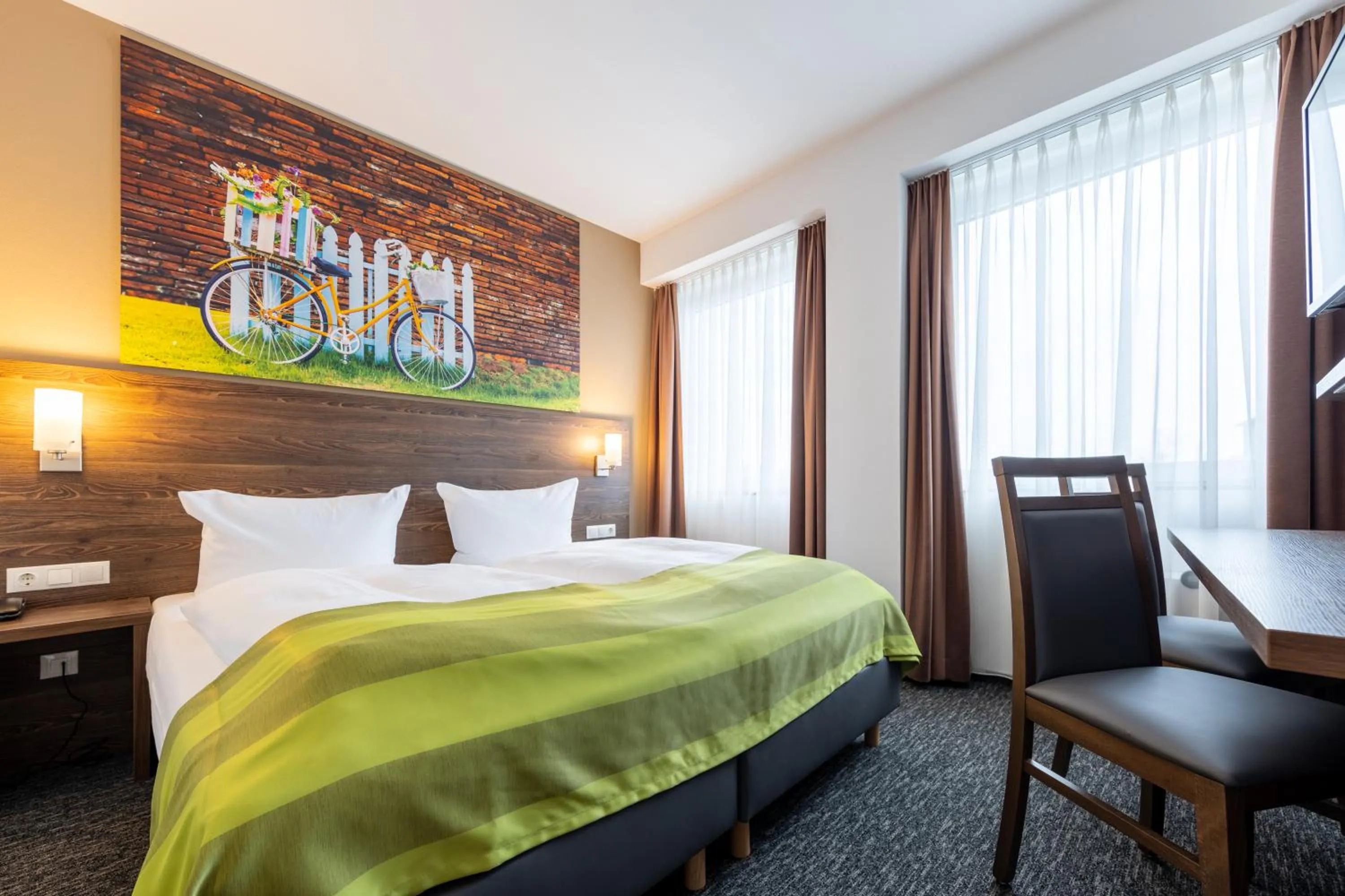 Photo of the whole room, Bed in Trip Inn Hotel Münster City