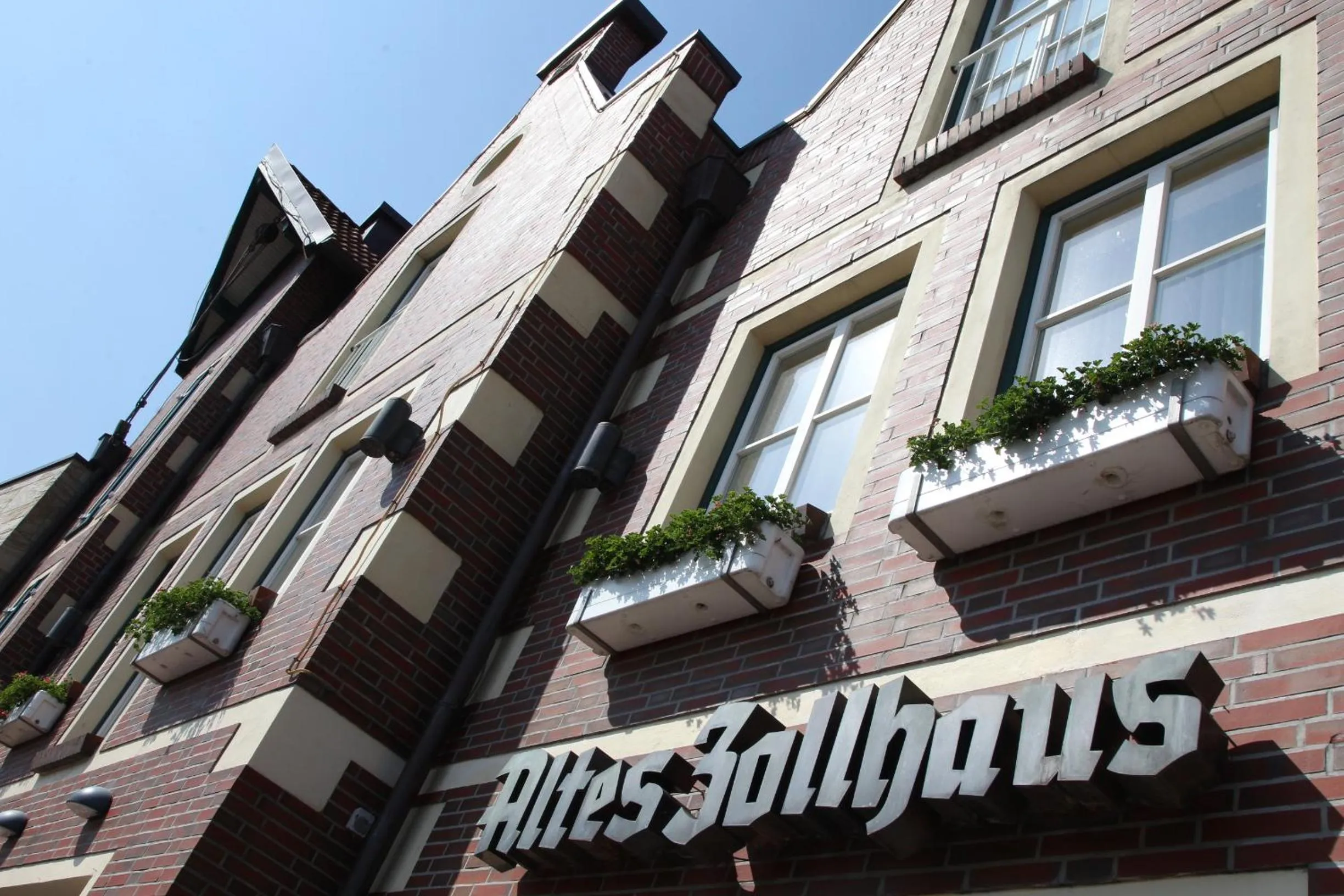 Facade/entrance in Hotel Altes Zollhaus