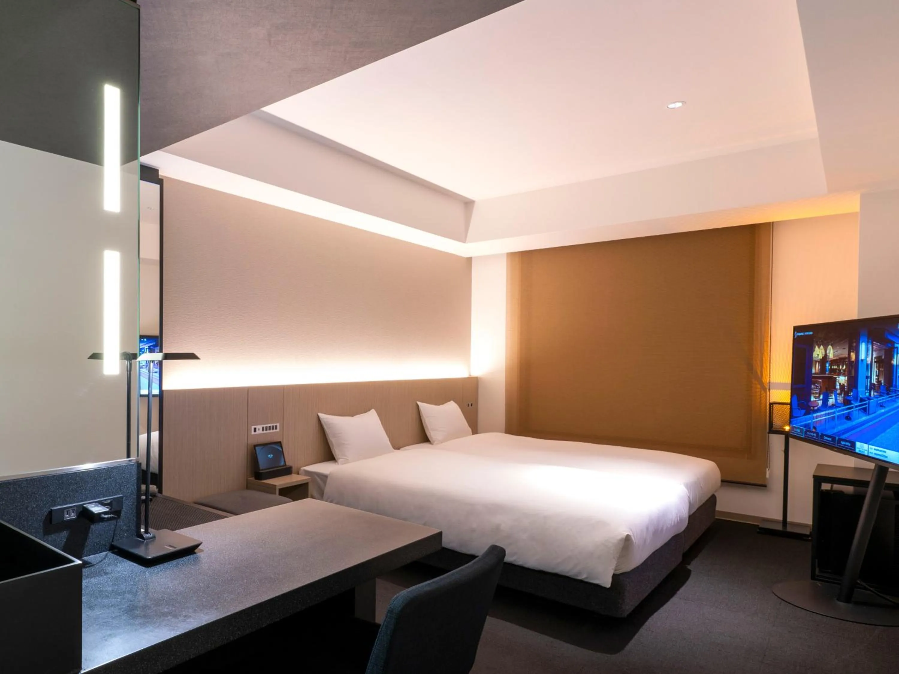 Photo of the whole room, Bed in sequence KYOTO GOJO