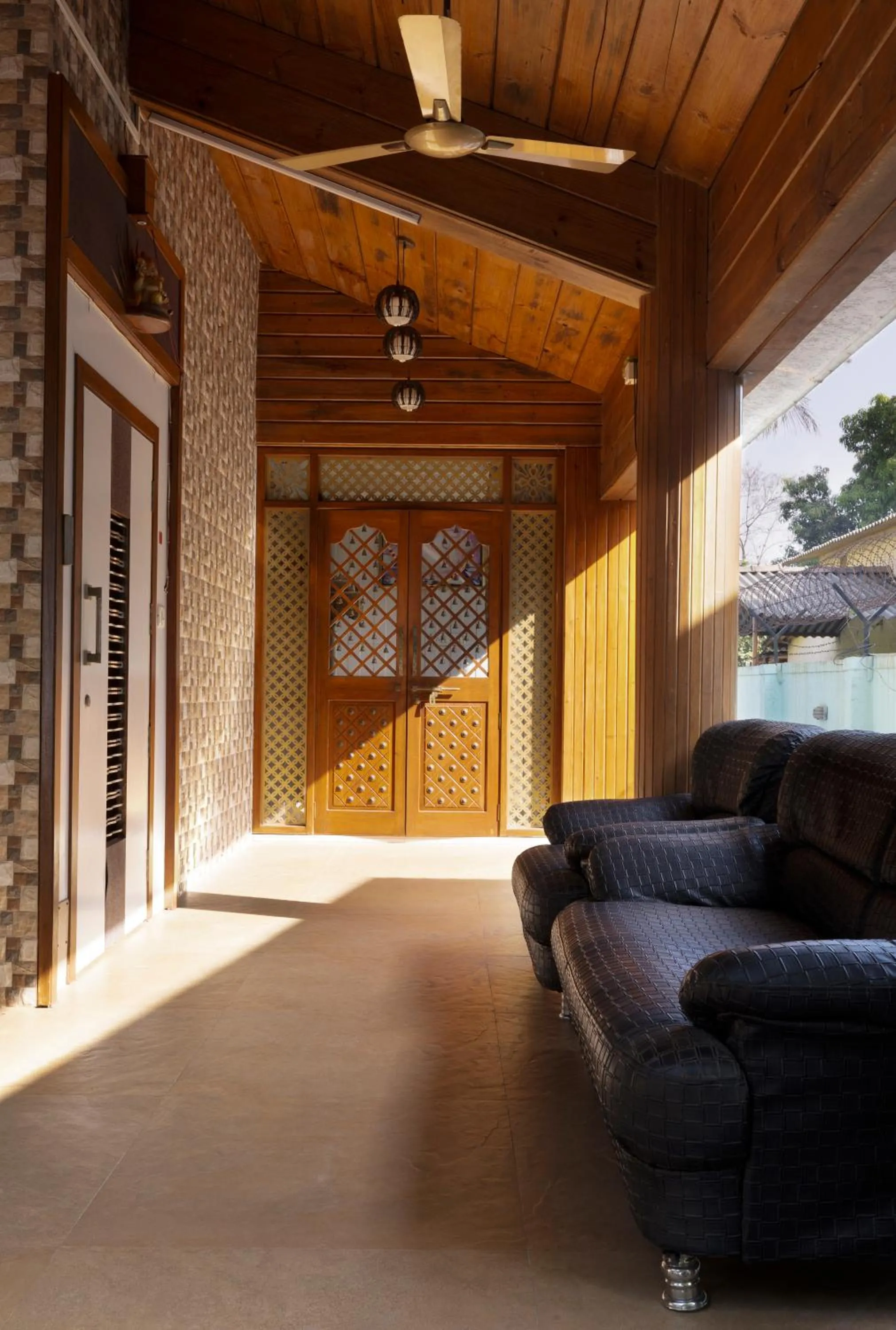 Facade/entrance in Geeta Bhawan Villa