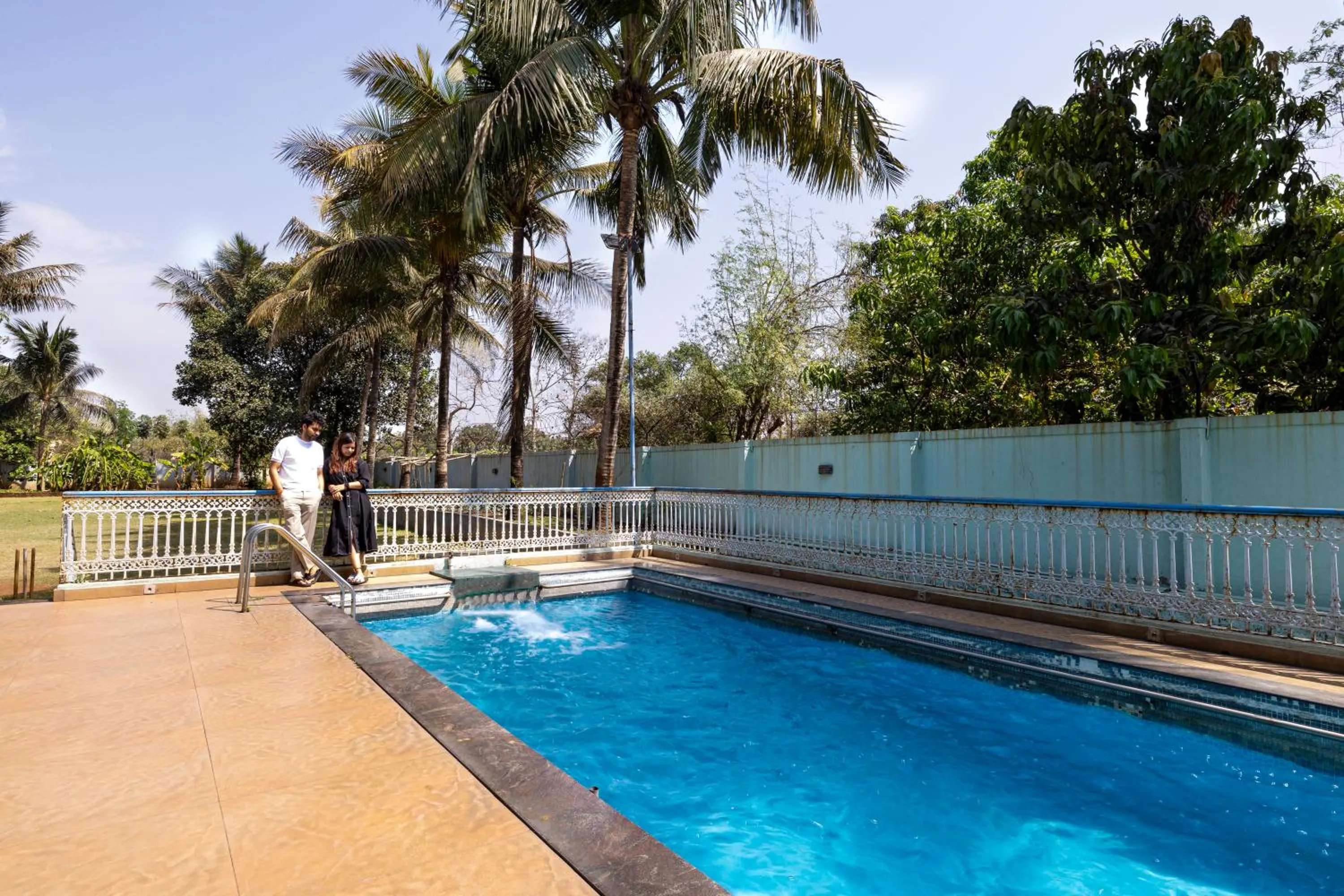 Swimming pool in Geeta Bhawan Villa