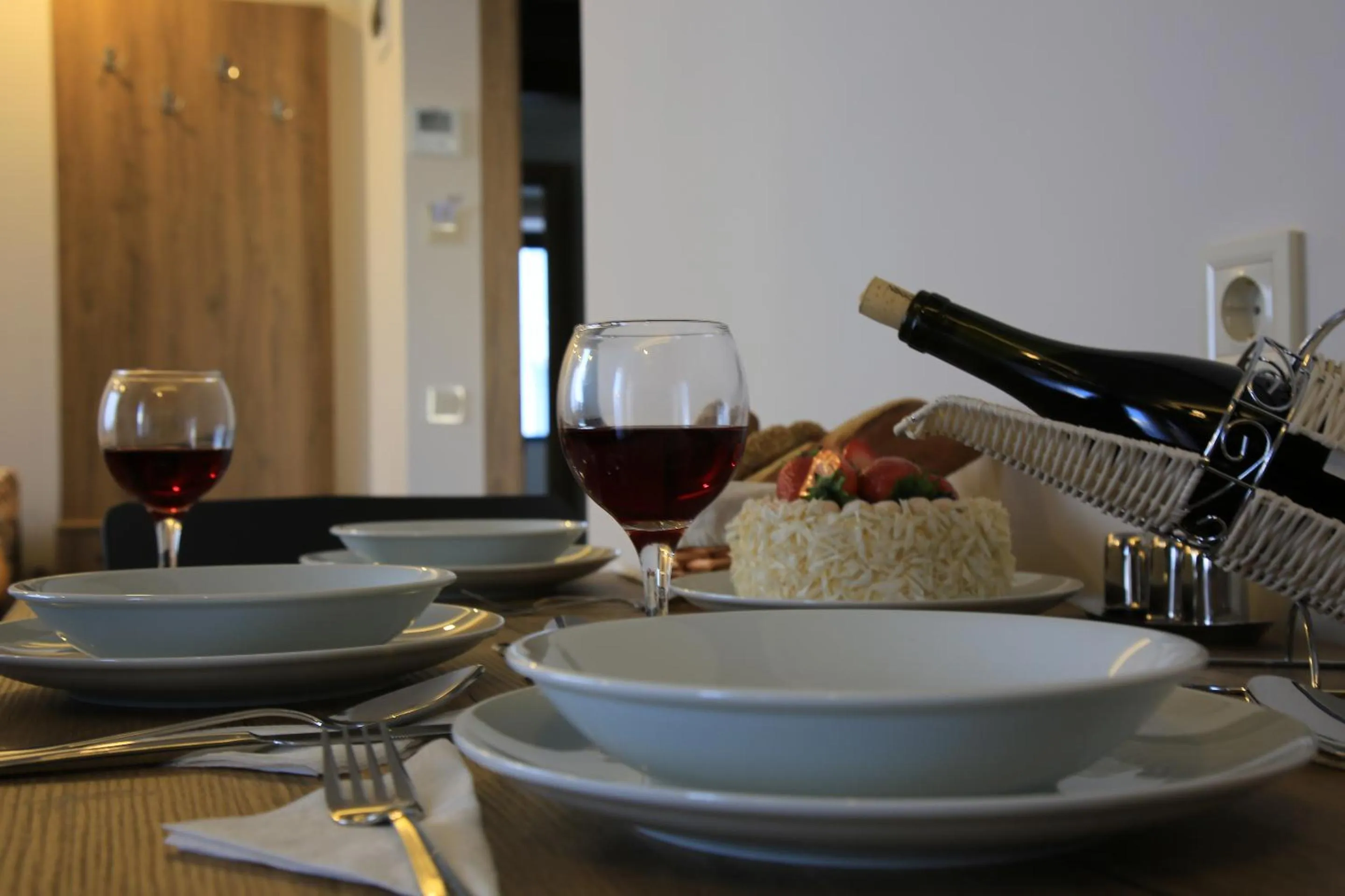 Dining area in Golden World Suite Hotel