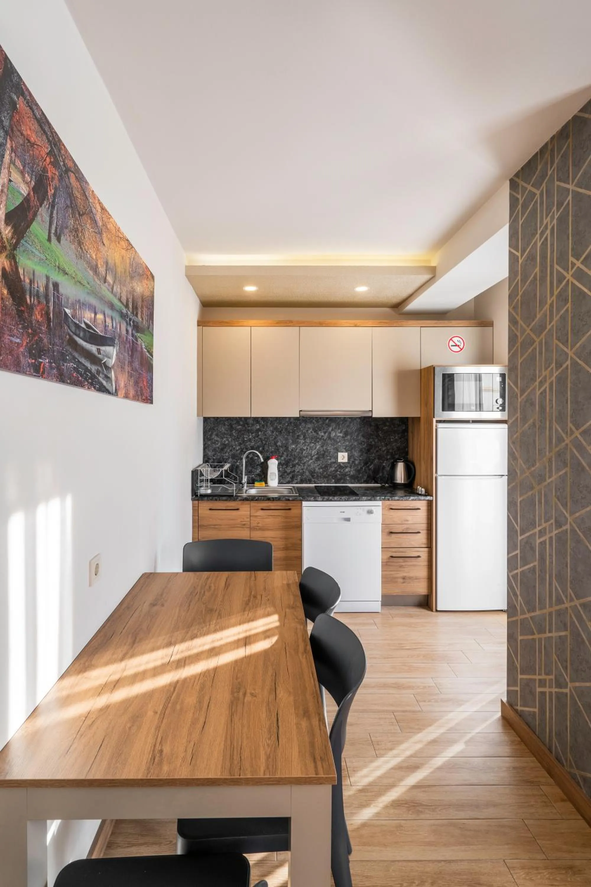 Kitchen or kitchenette in Golden World Suite Hotel