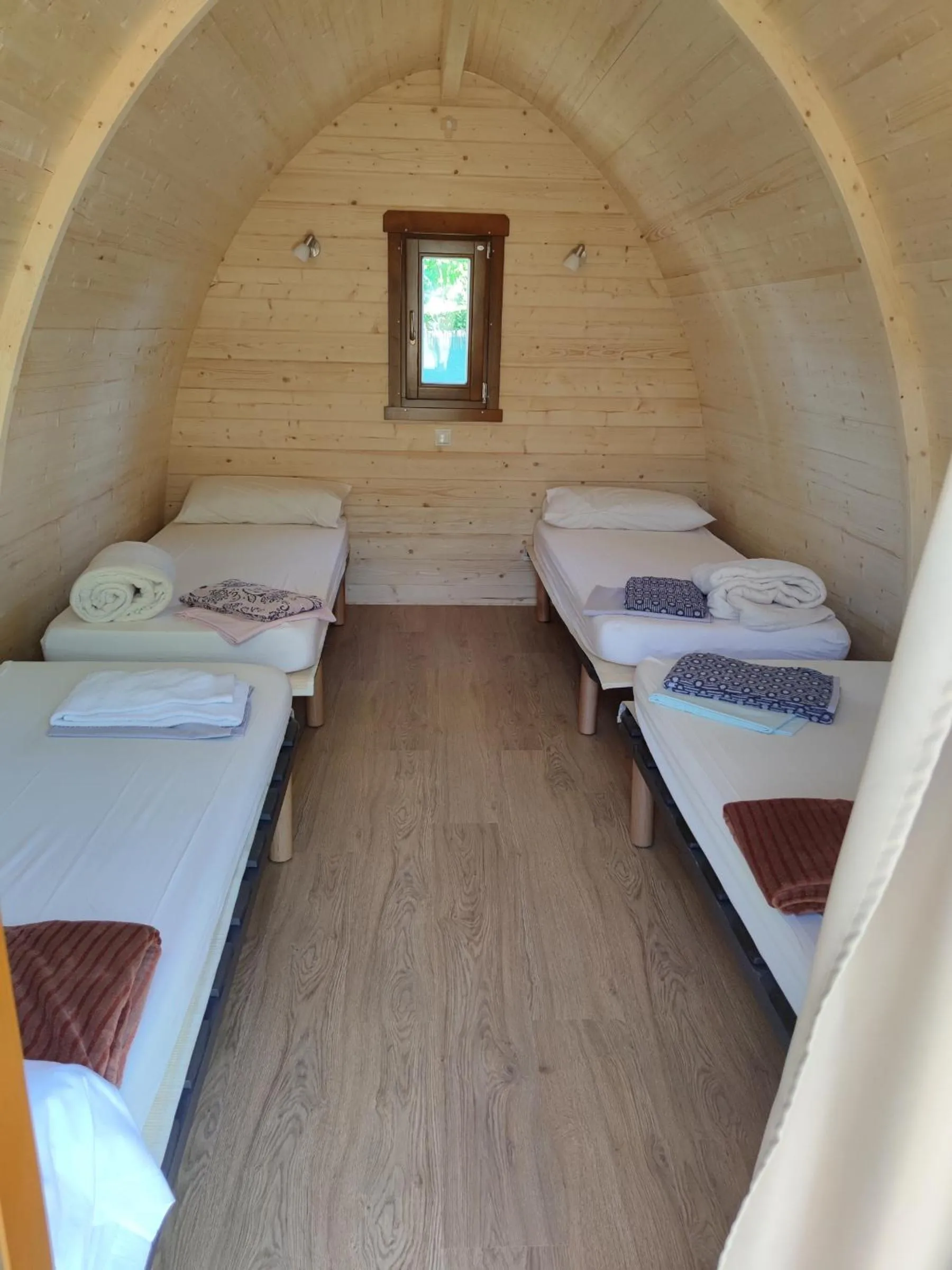 TEIRABOA BASE CAMP