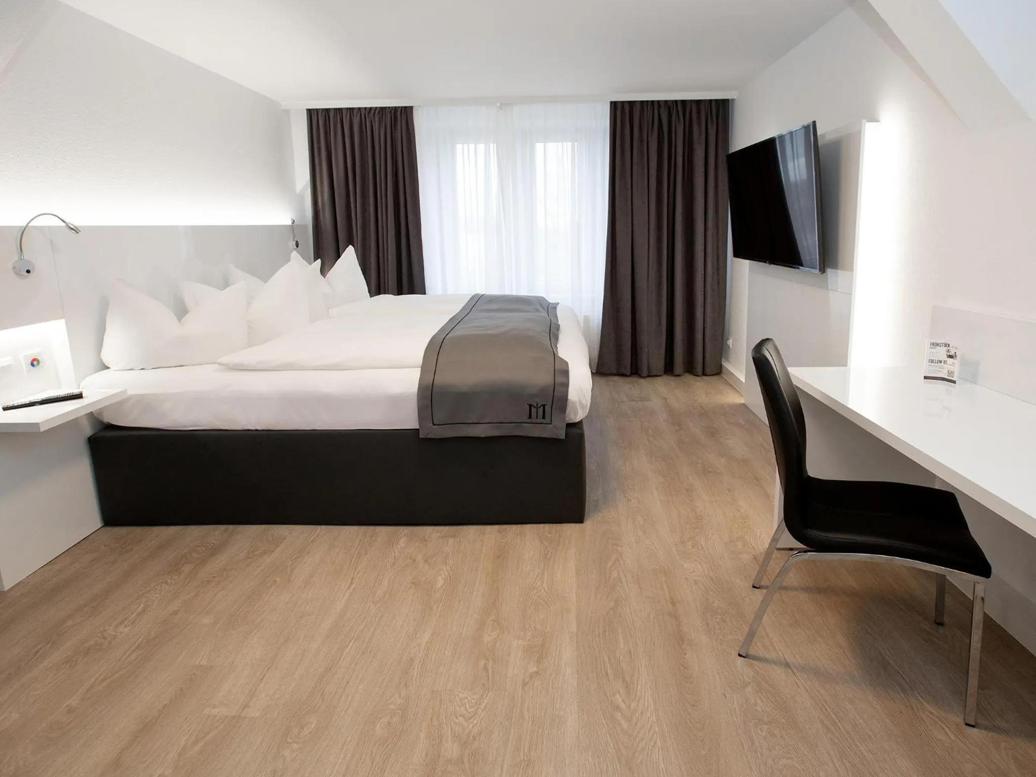 Photo of the whole room, Bed in Parkhotel Prinz Carl