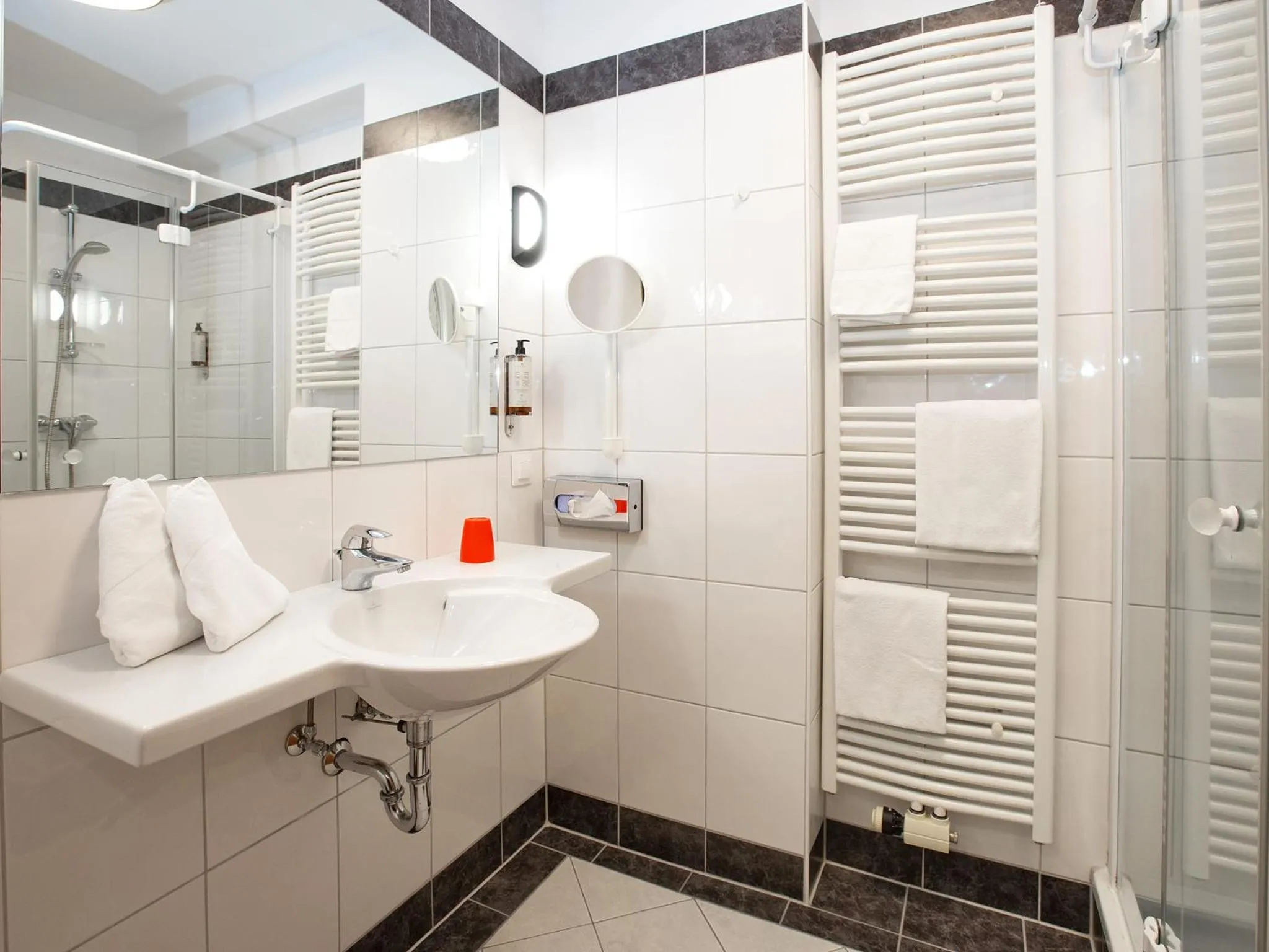 Bathroom in Parkhotel Prinz Carl