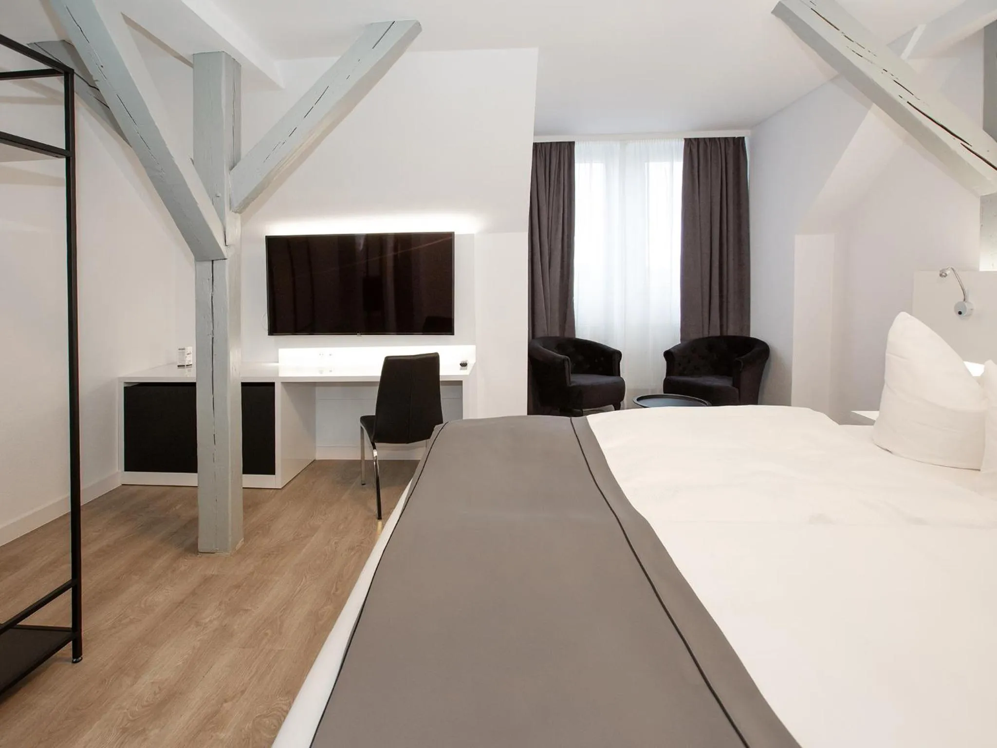 Photo of the whole room, Bed in Parkhotel Prinz Carl