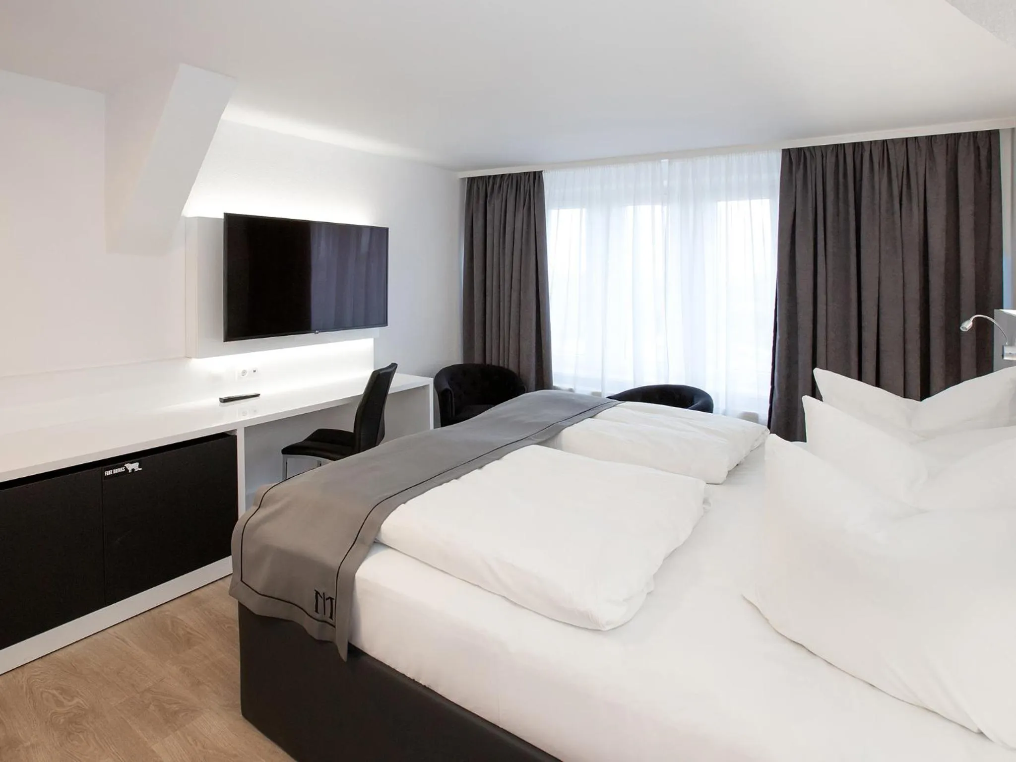 Photo of the whole room, Bed in Parkhotel Prinz Carl